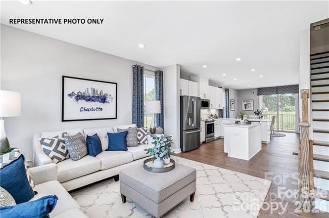Ashmore Square - Residential