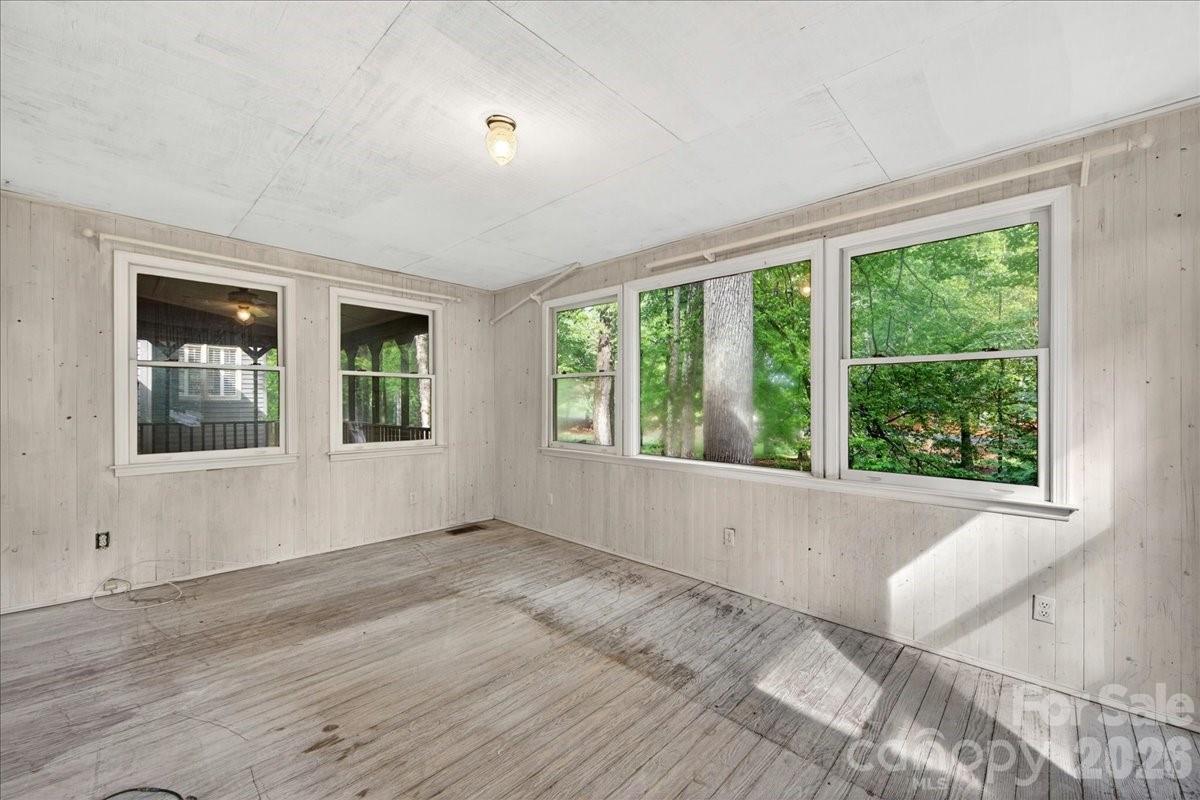 Cross Creek - Residential