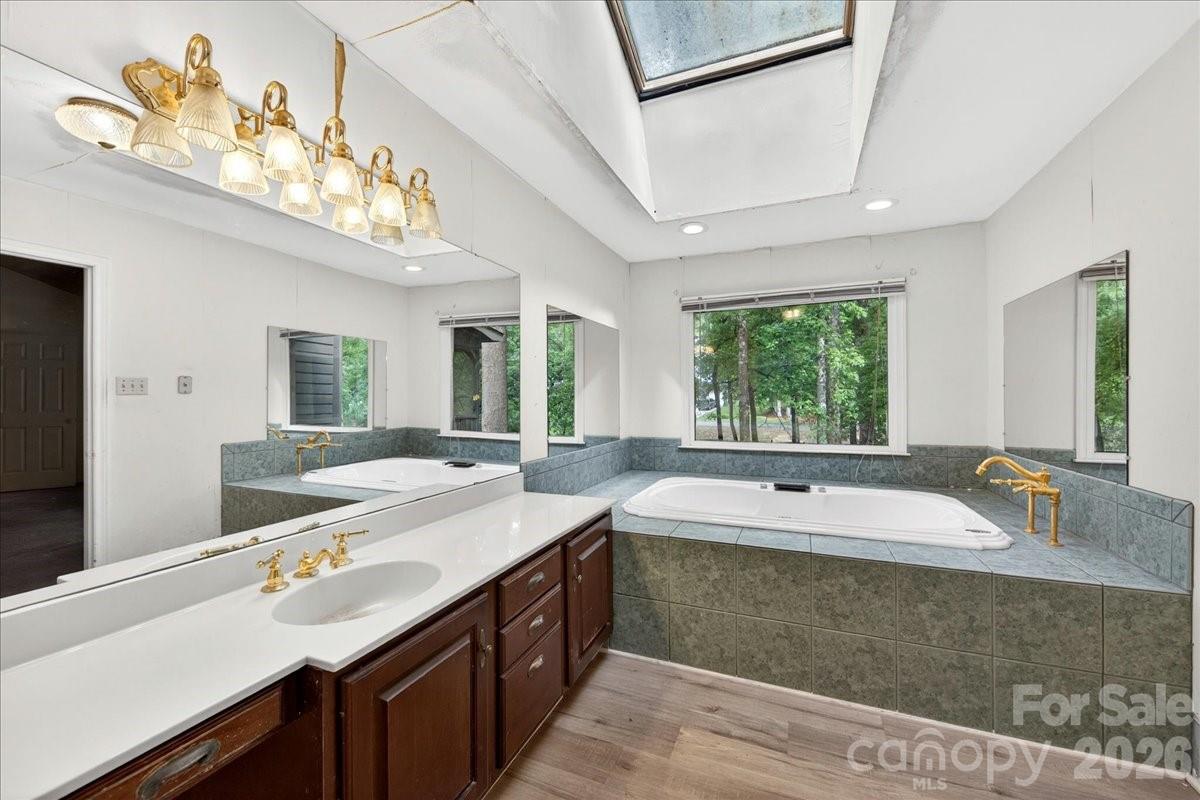 Cross Creek - Residential