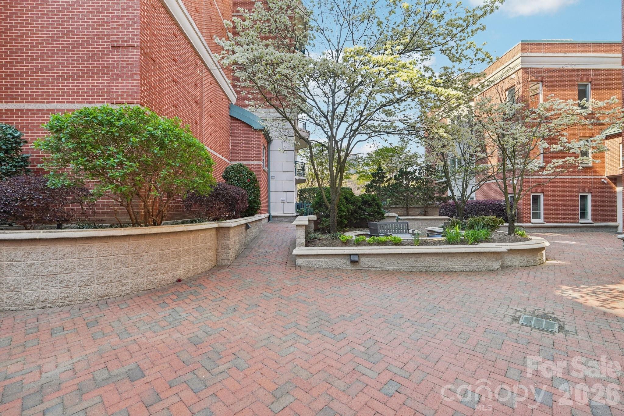 Jefferson Square - Residential