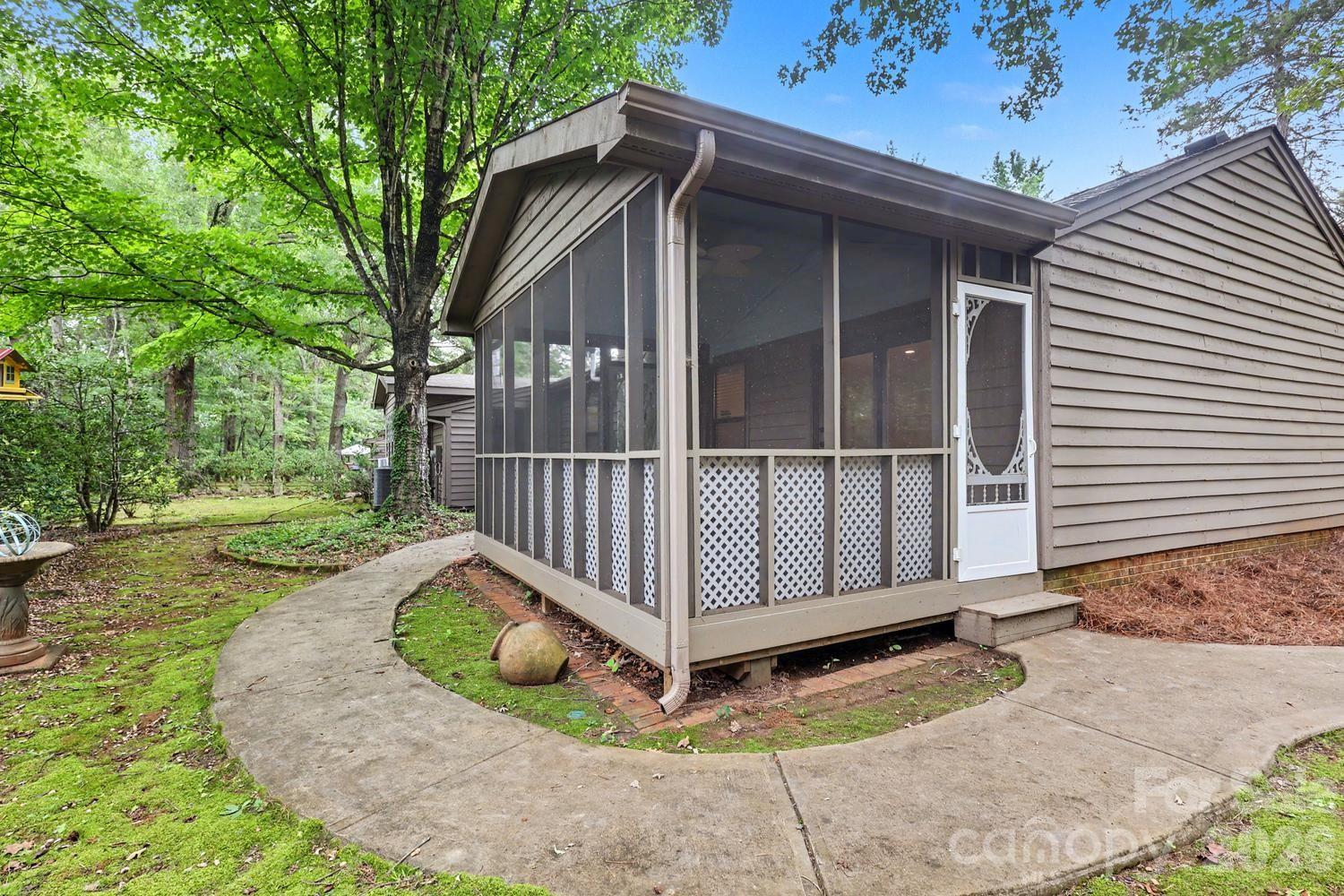 Dogwood Hills - Residential