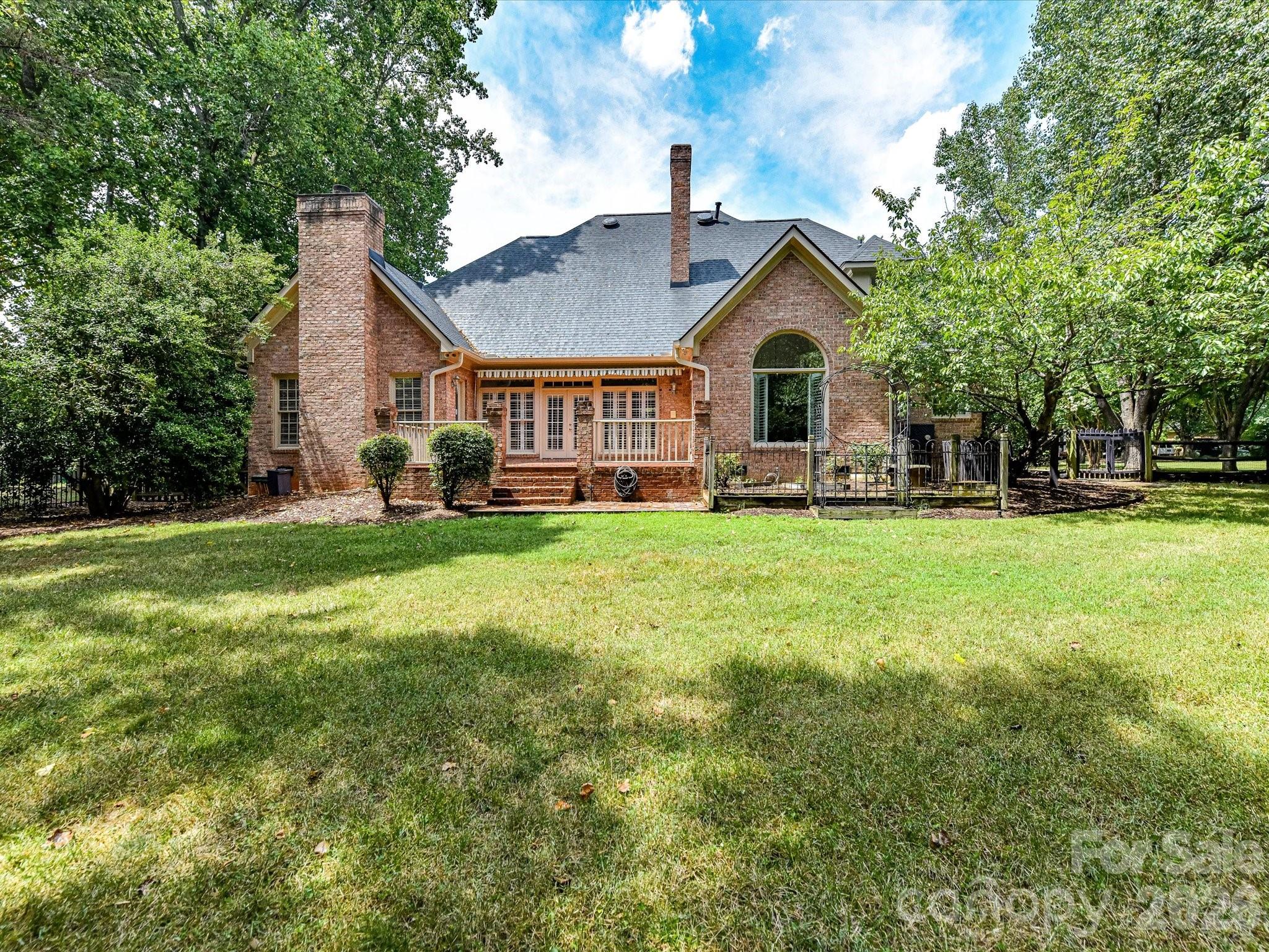 Rosecliff - Residential