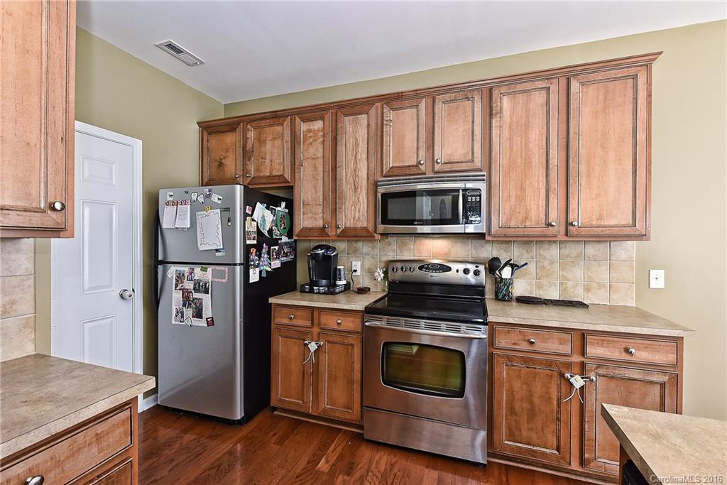 Ridge Pointe - Residential