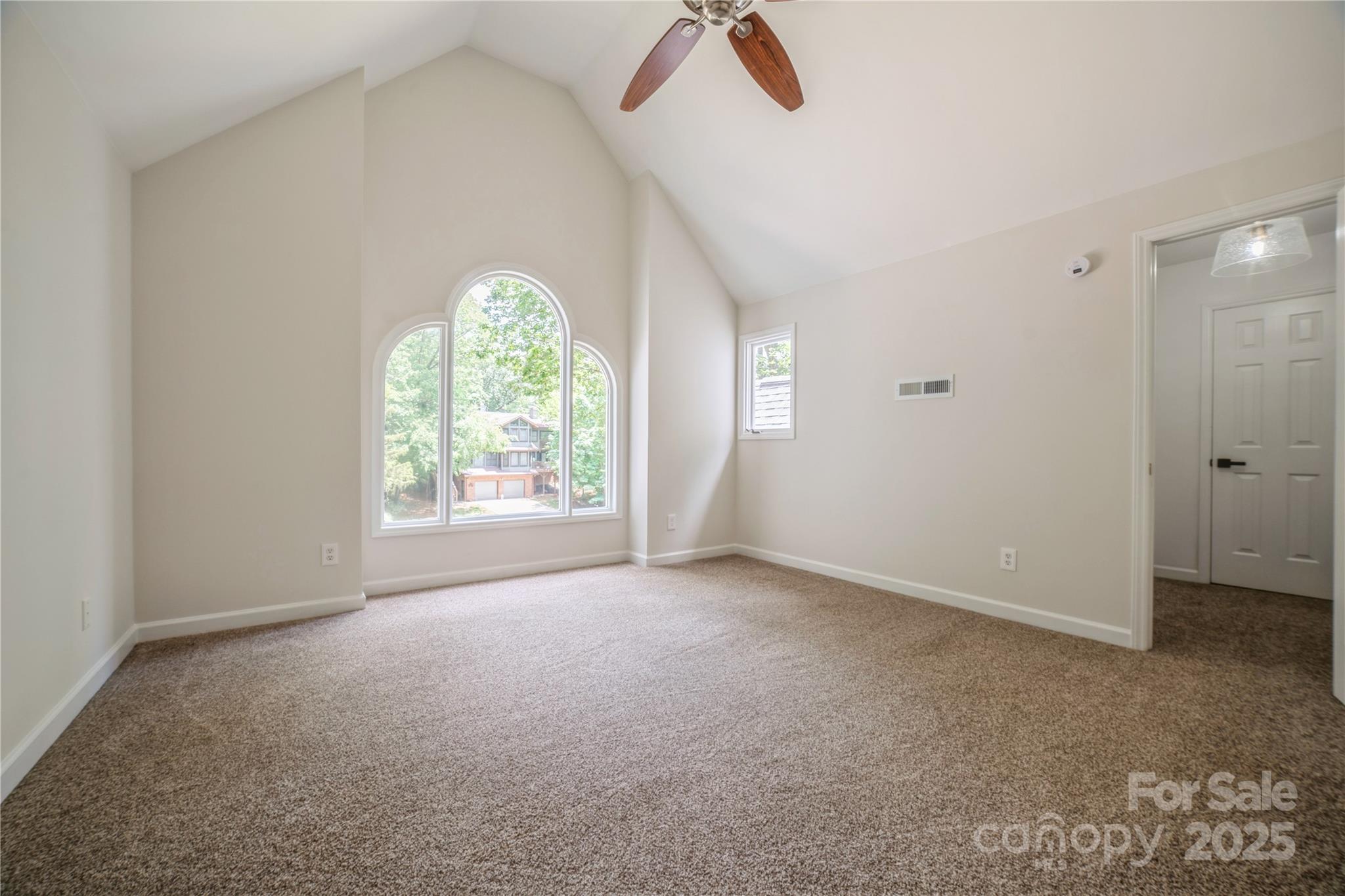 Tega Cay - Residential