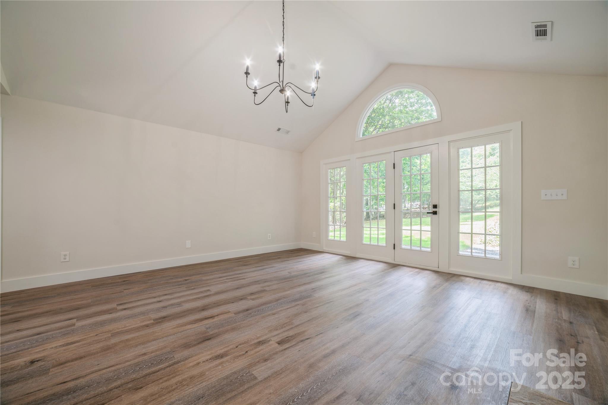 Tega Cay - Residential