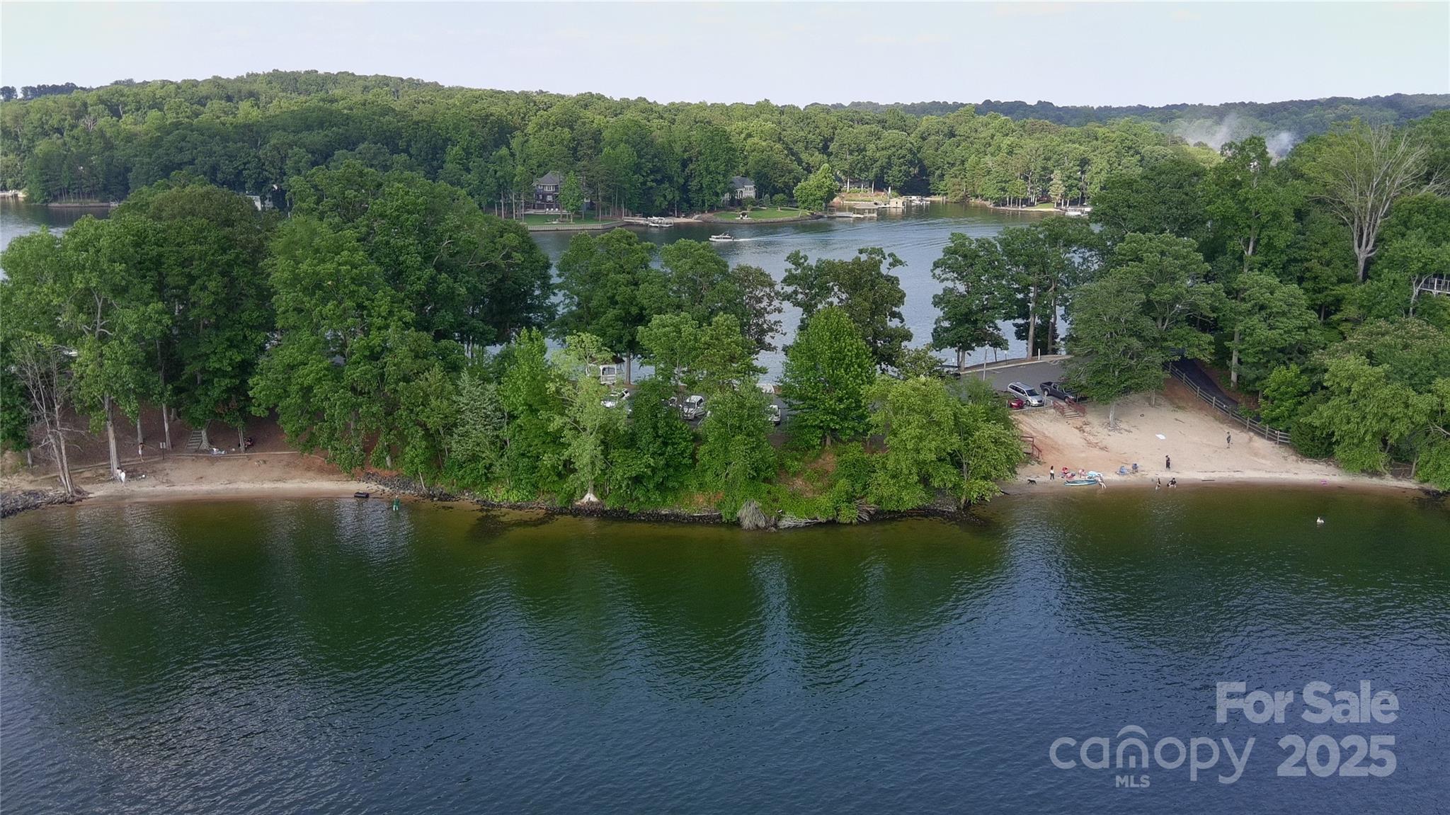 Tega Cay - Residential