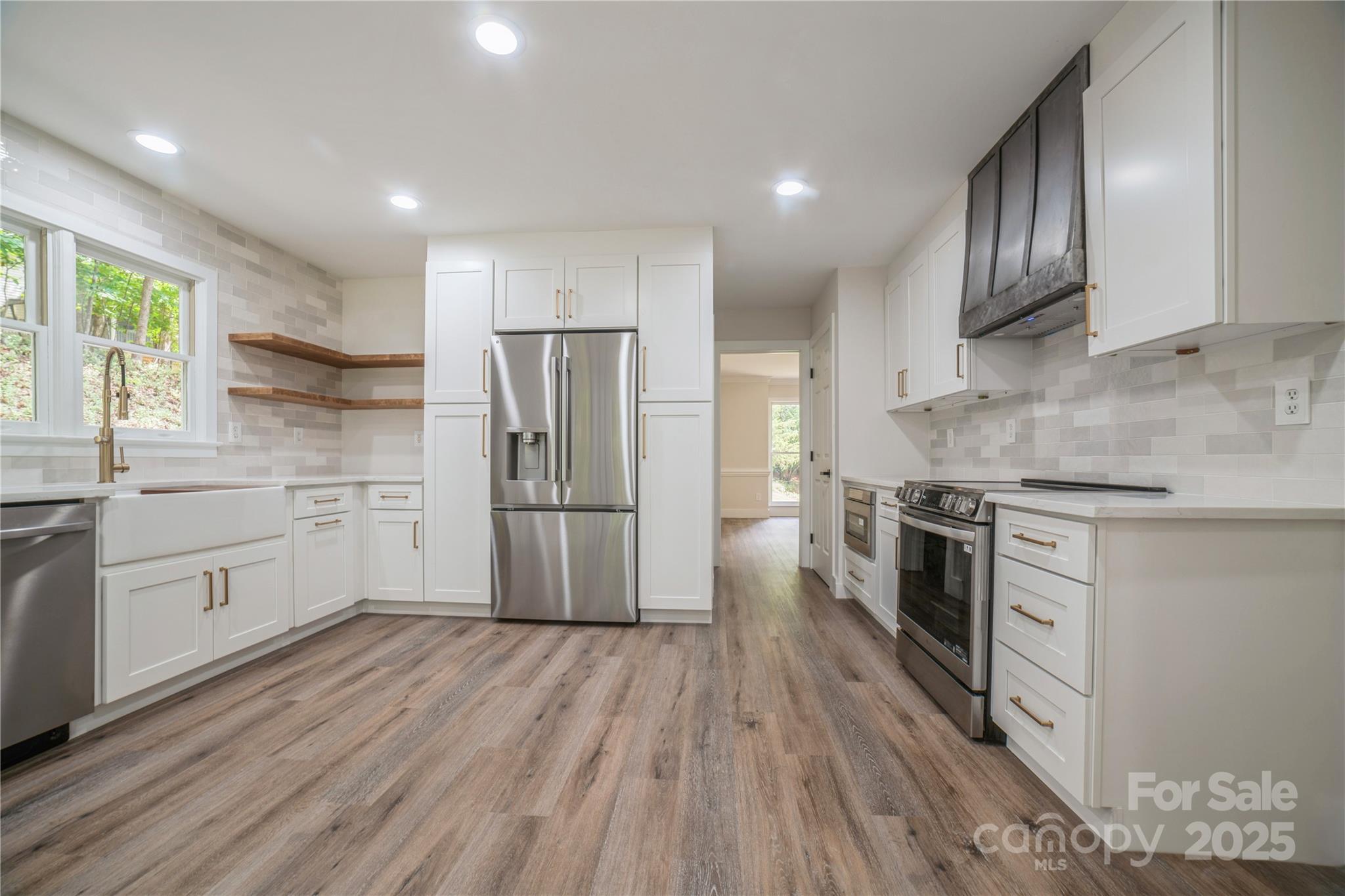 Tega Cay - Residential