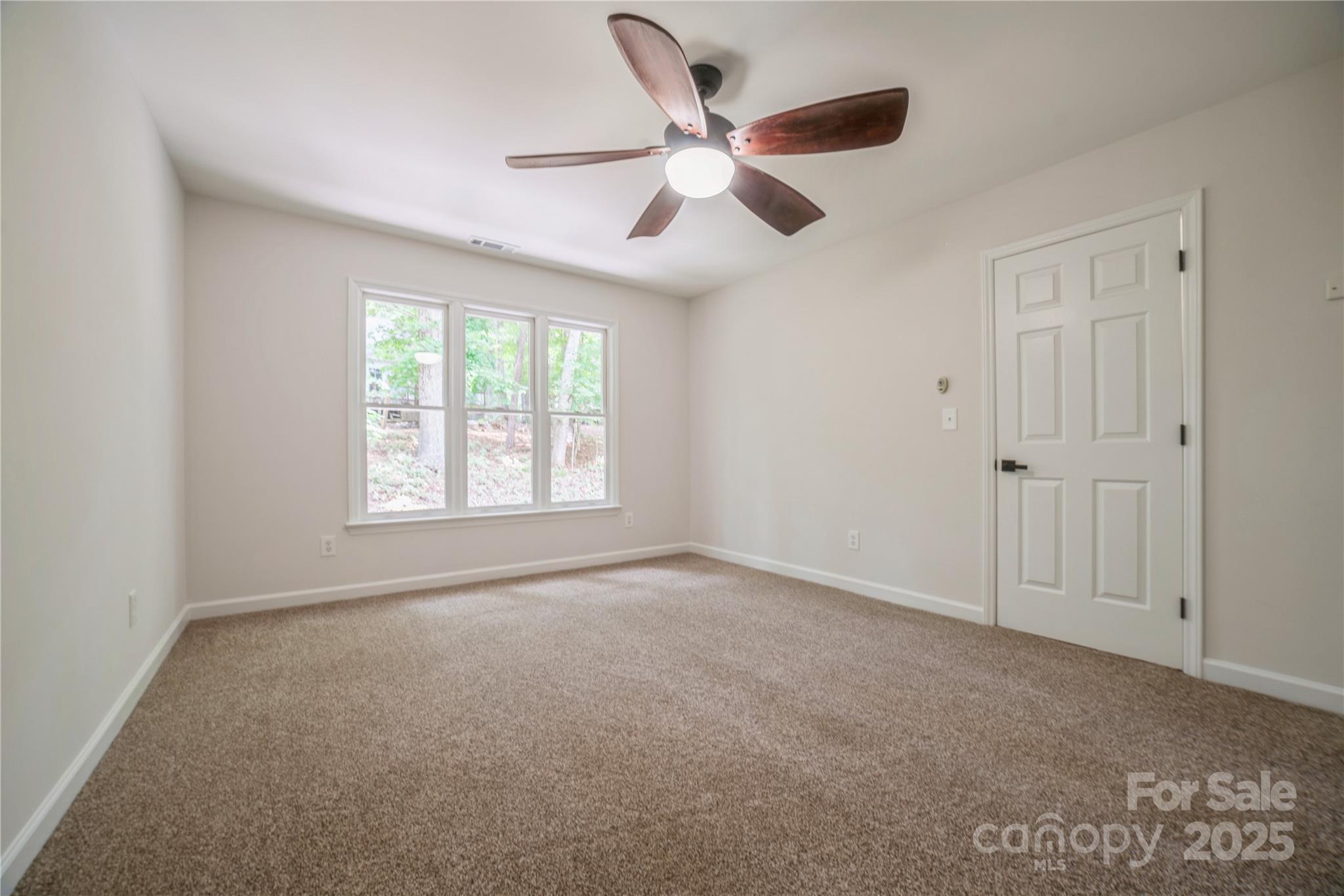 Tega Cay - Residential