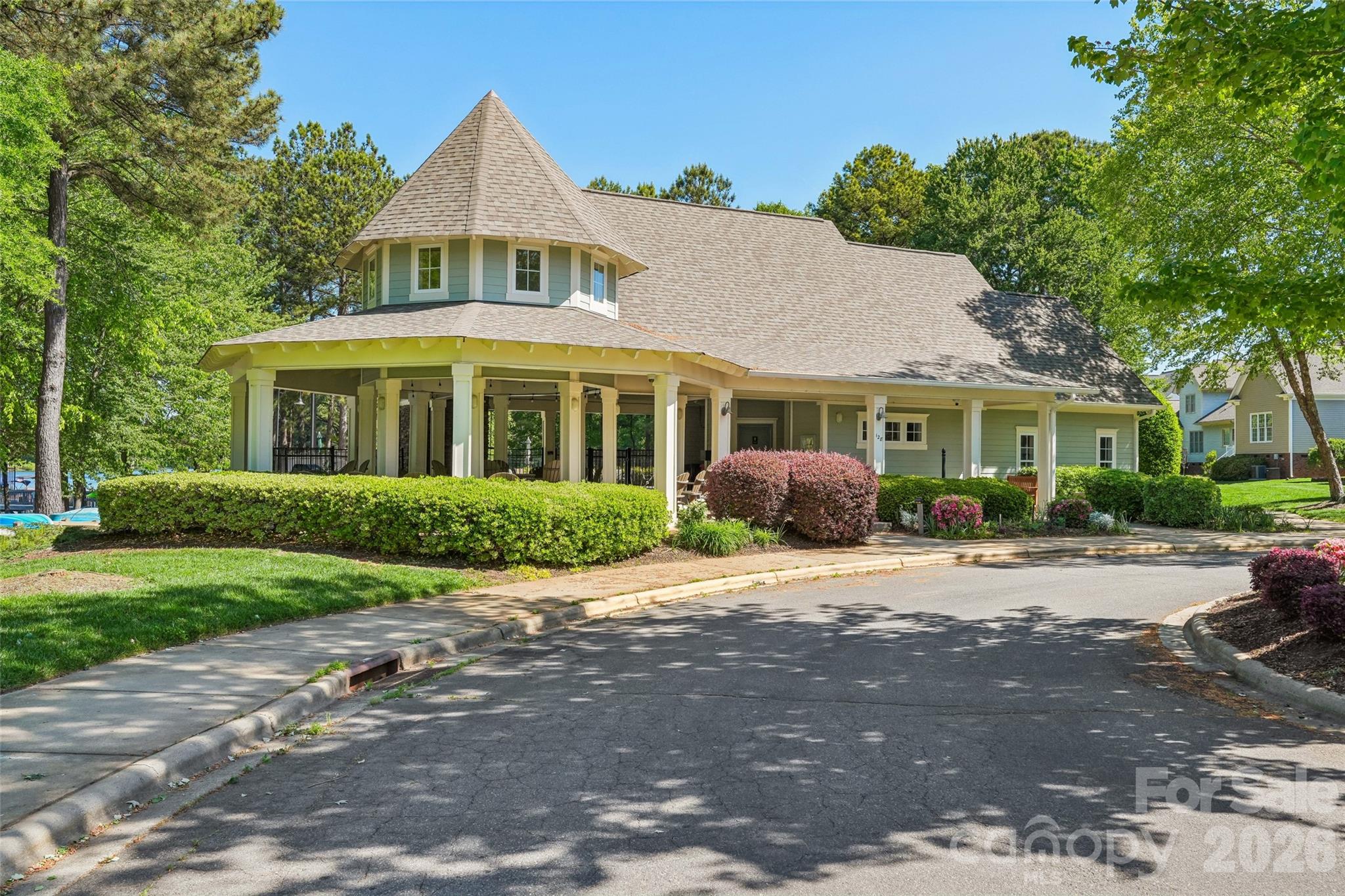 Davidson Pointe - Residential