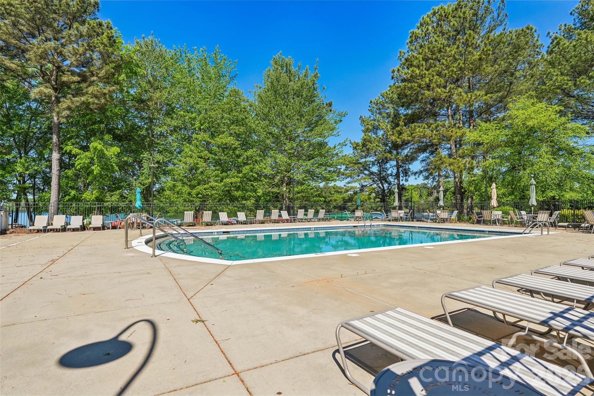Davidson Pointe - Residential