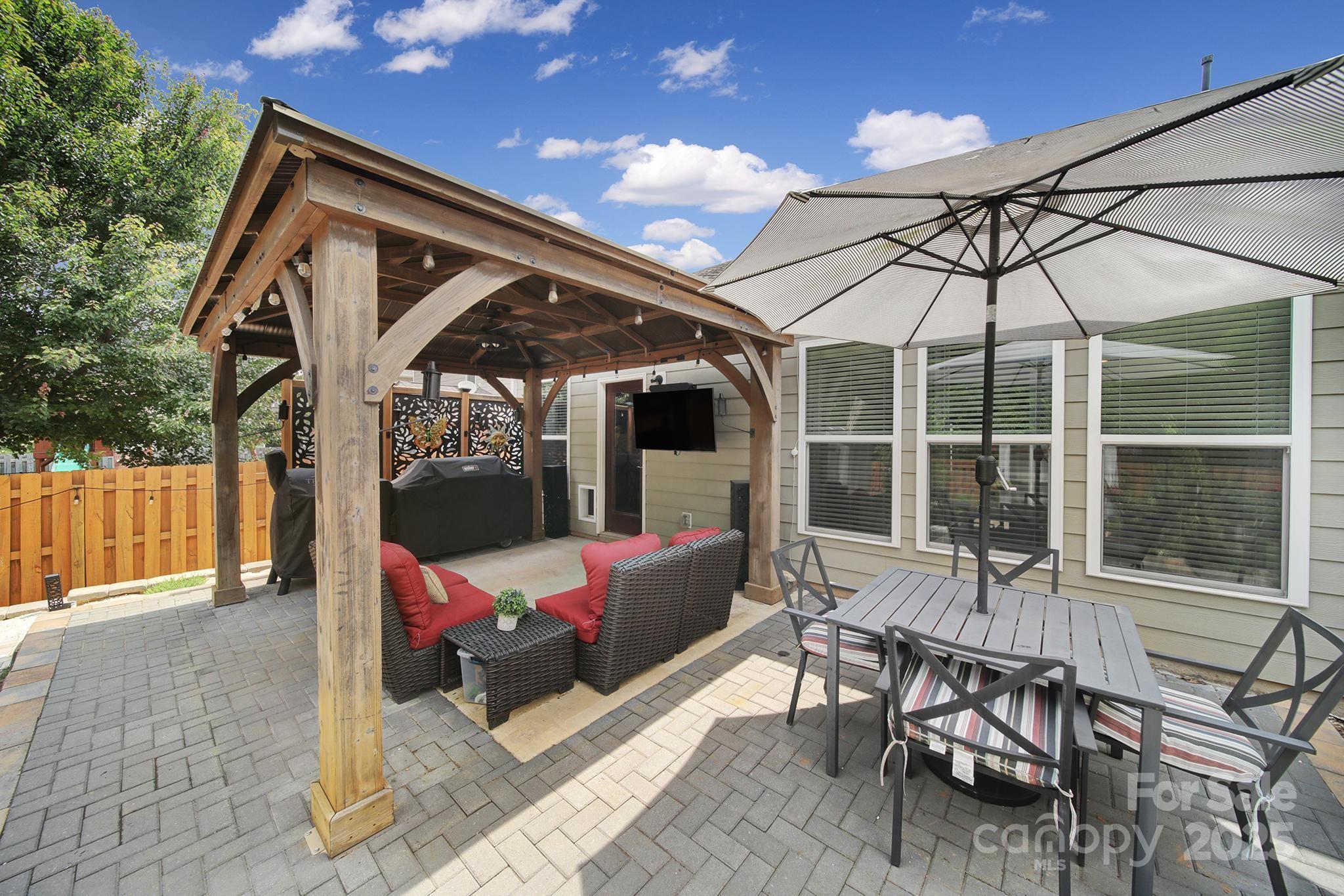 Tilley Manor - Residential
