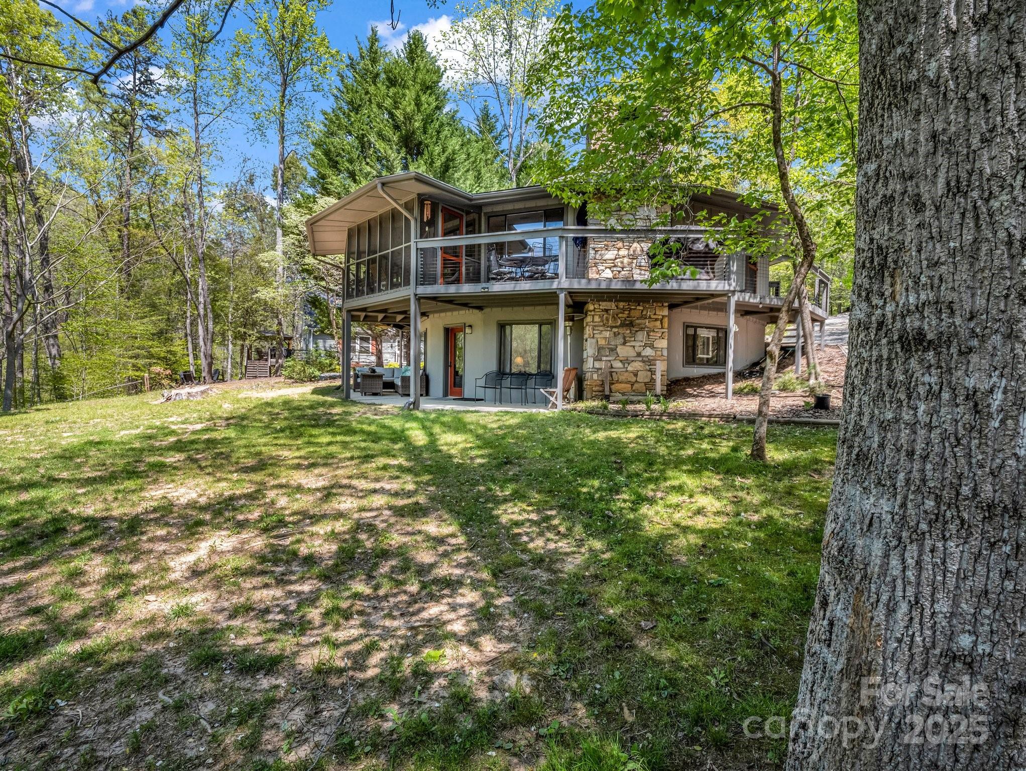Rumbling Bald on Lake Lure - Residential