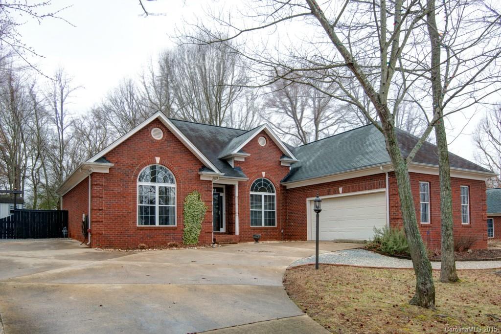 WOW - 1.5 story home with character, upgrades, endless storage, mature large lot and culdesac setting, all within an established community.  Boasting 3 beds on the main level - this home also offers a extra flex room and large bonus upstairs, thus there's tremendous lifestyle flexibility.  4 side brick, mature landscapping and multiple workshop features, they don't build them like this today!  There's a beautiful garage salon - so enjoy extra space, or just have the nicest garrage in town!