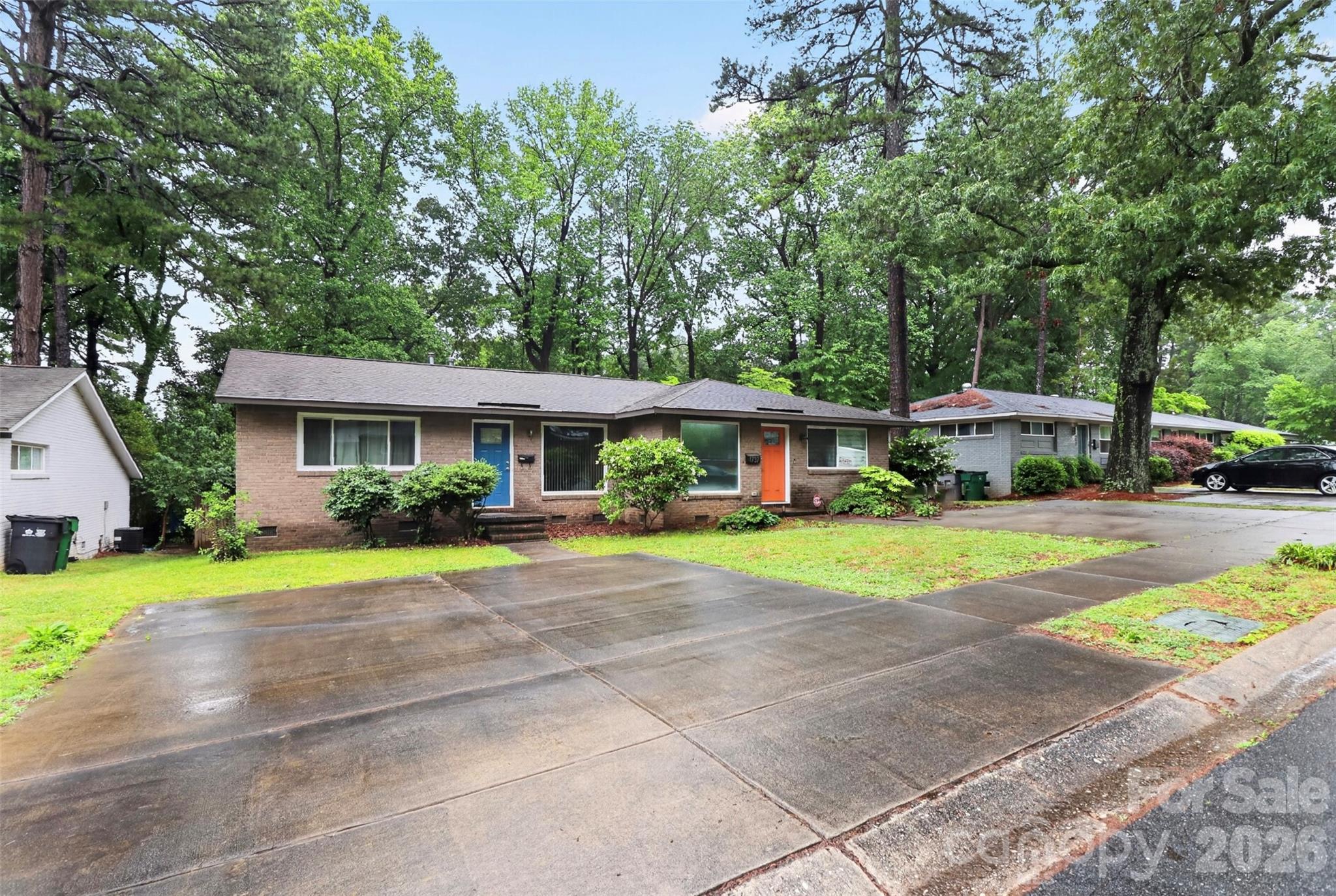Don't miss this all brick duplex in Shamrock Terrace with easy access to NoDa and Plaza Midwood. This property is not part of the HOA.  Ideal opportunity for investors or live in one and rent out the other.
2 units.  One side is completely remodeled with new kitchen and bath, restored wood floors and newer (2018) HVAC and tankless water heater.  The other side has been kept up, but could use some TLC to get better rent potential.
Both sides have a back patio/porch overlooking a spacious privacy fenced back yard. (each side seperately)  Parking pad in front.