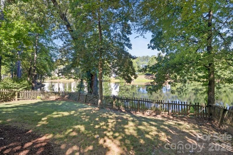 English Trails - Residential