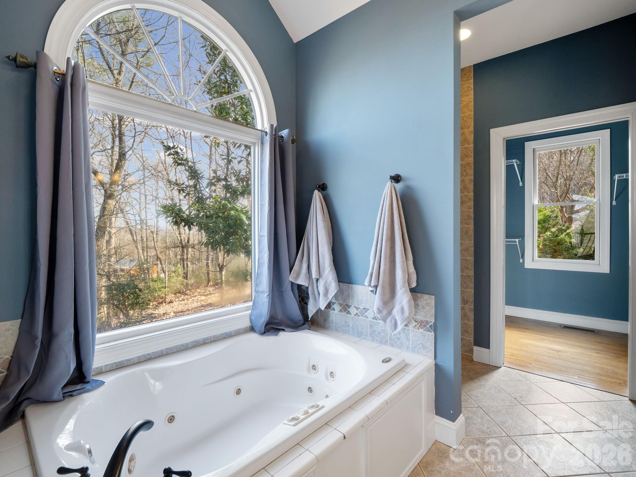 Rumbling Bald on Lake Lure - Residential
