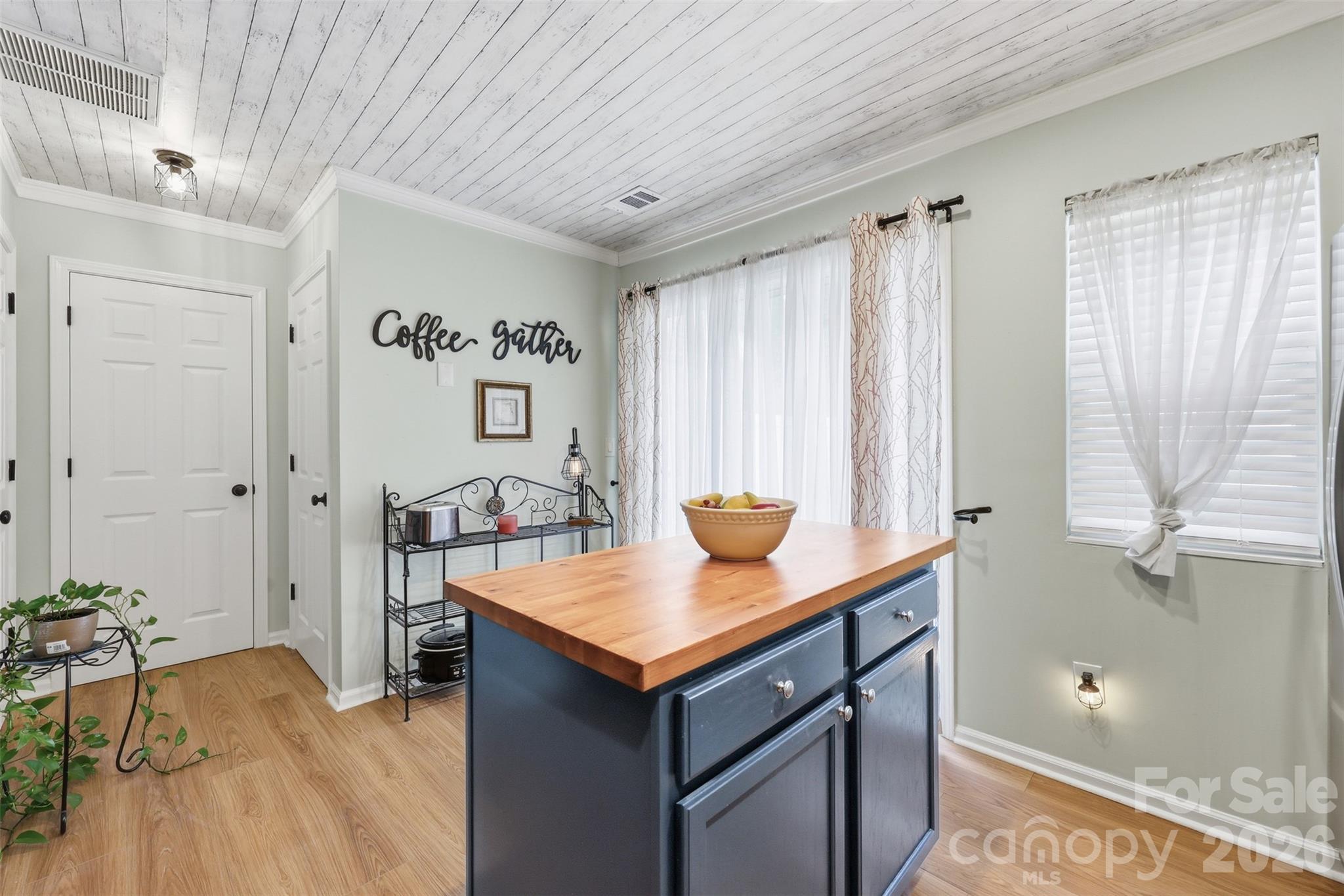 The Townes At River Crossing - Residential