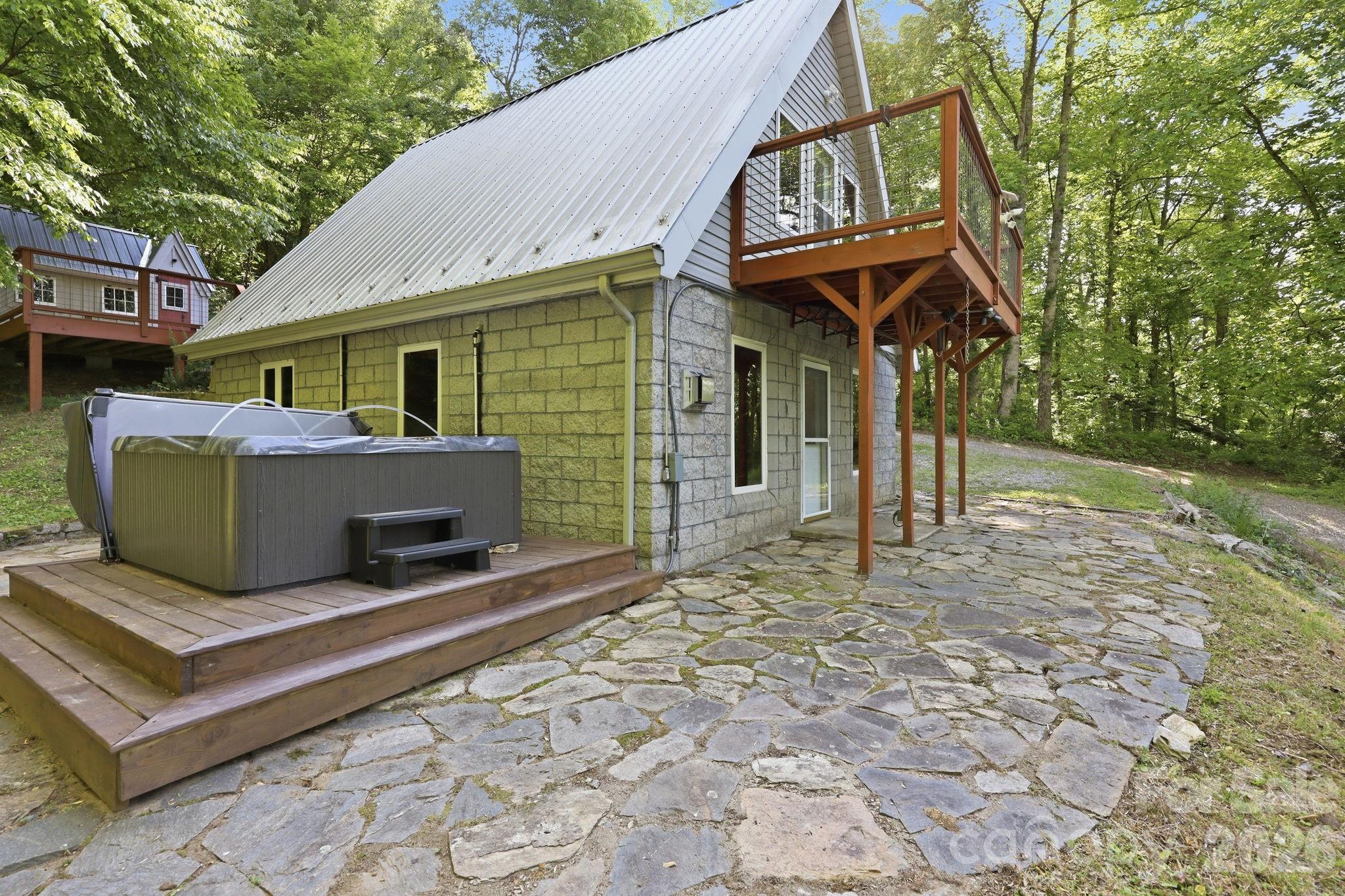 Crystal Falls - Residential