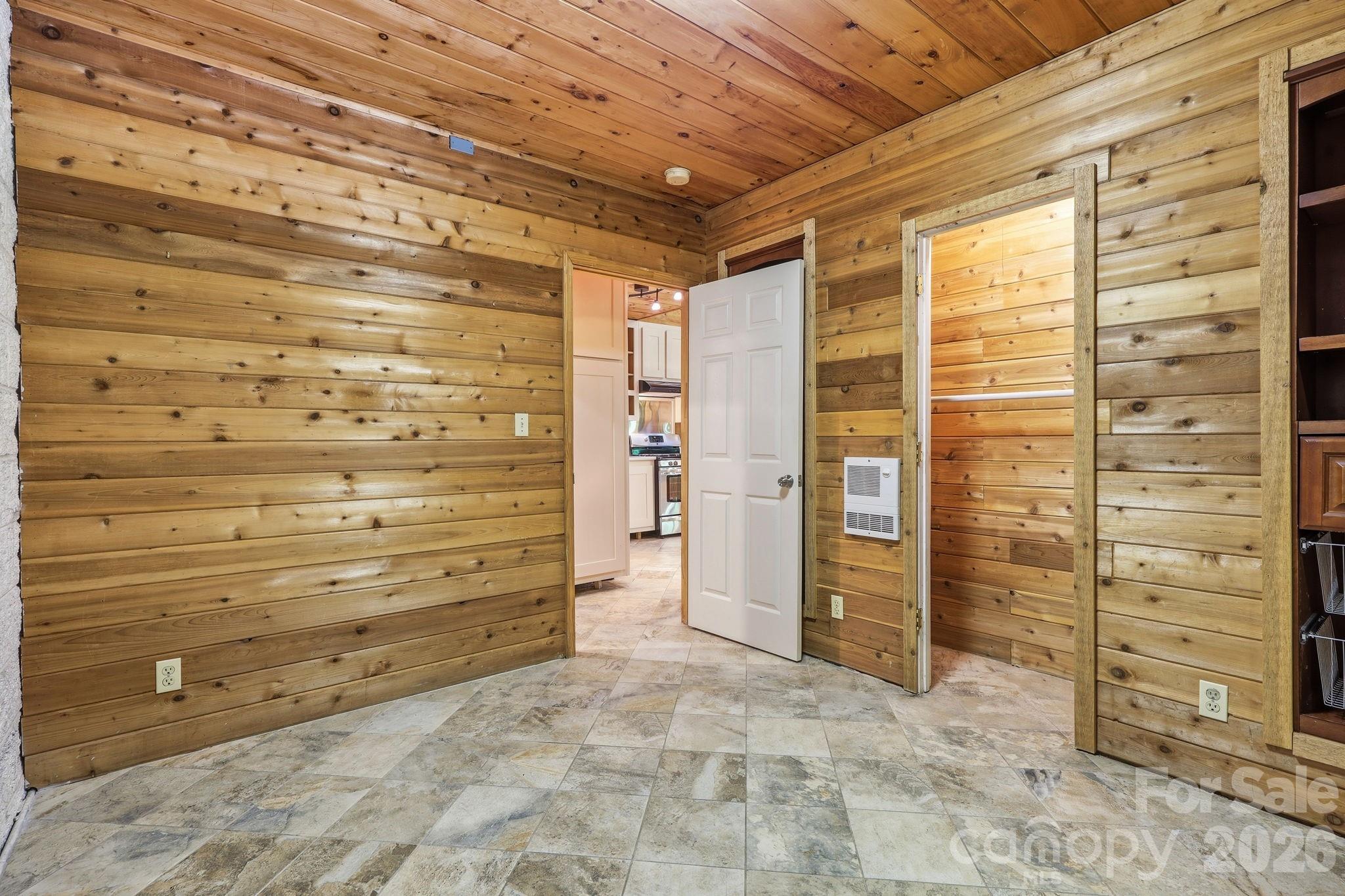Crystal Falls - Residential