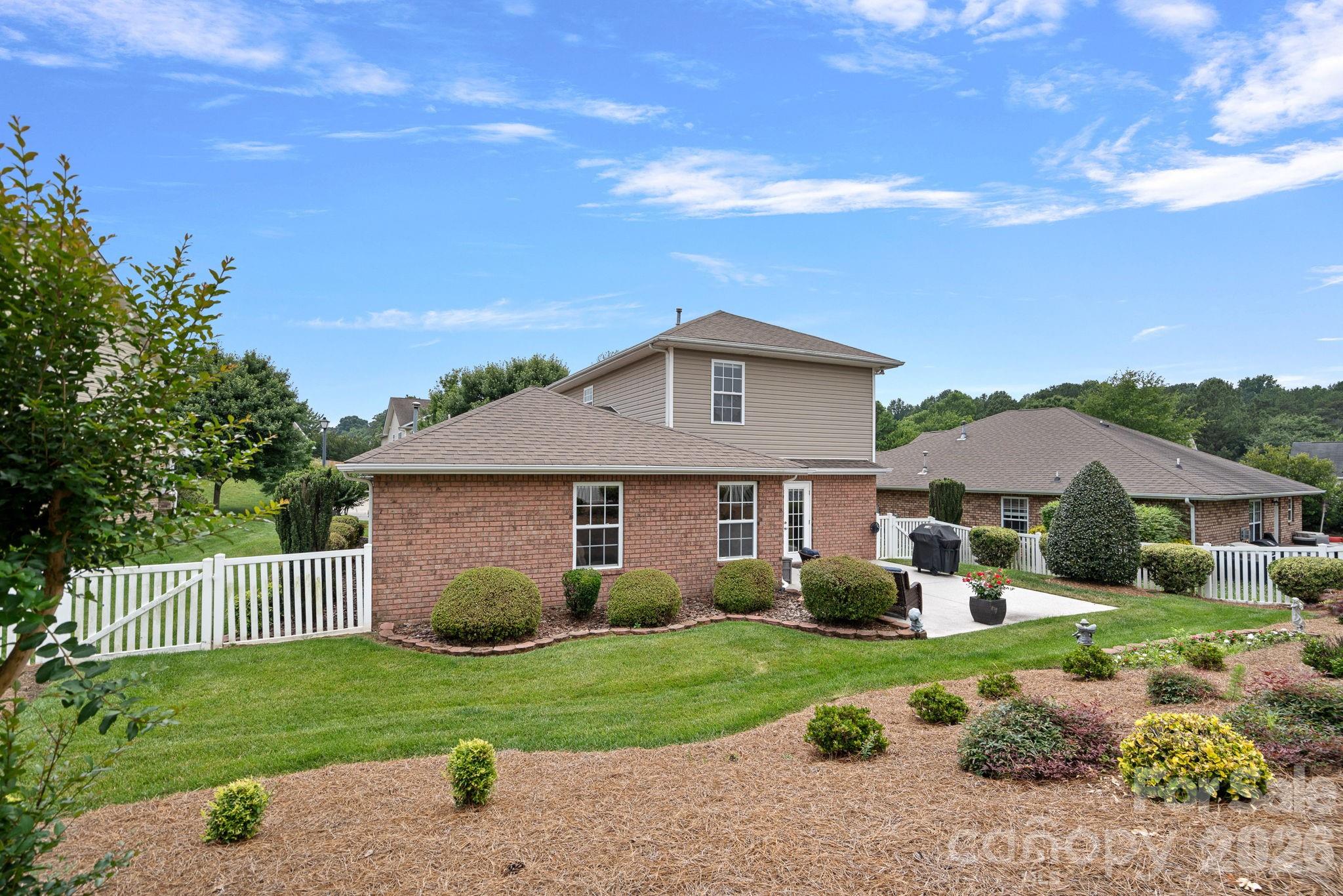 Tanners Creek - Residential