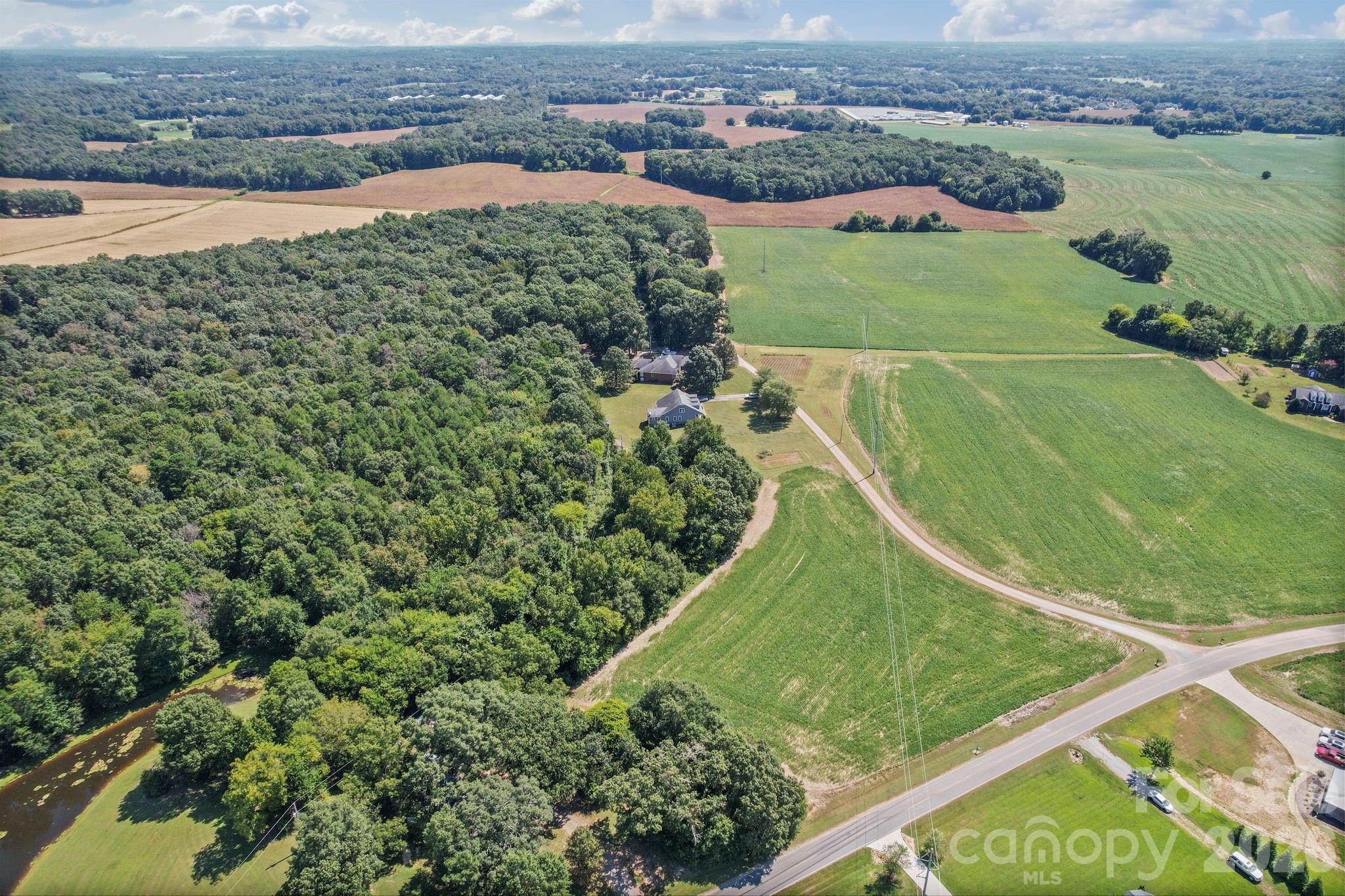 Looking for land to build your private estate or family farm in Unionville?  Hoping to have simple country living but not too far from the city?  Would you like to have some cleared land to farm but also have some woods to ride around in?  Then look no further, this property has it all.  You can build your dream home now or just farm the land and wait to build at a later date.  The possibilities are endless, but the land could be yours, one thing we know for certain, that they are not making more land.  Grab yours while the getting is good!!