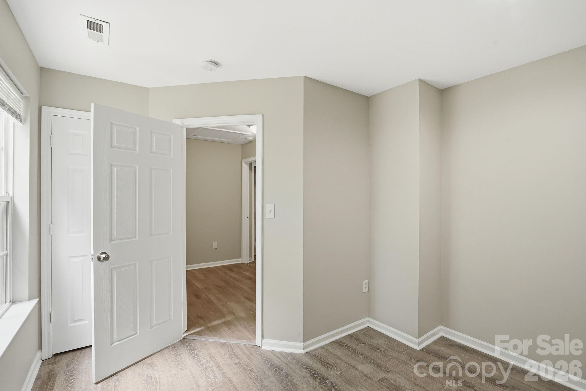Laurel Woods - Residential