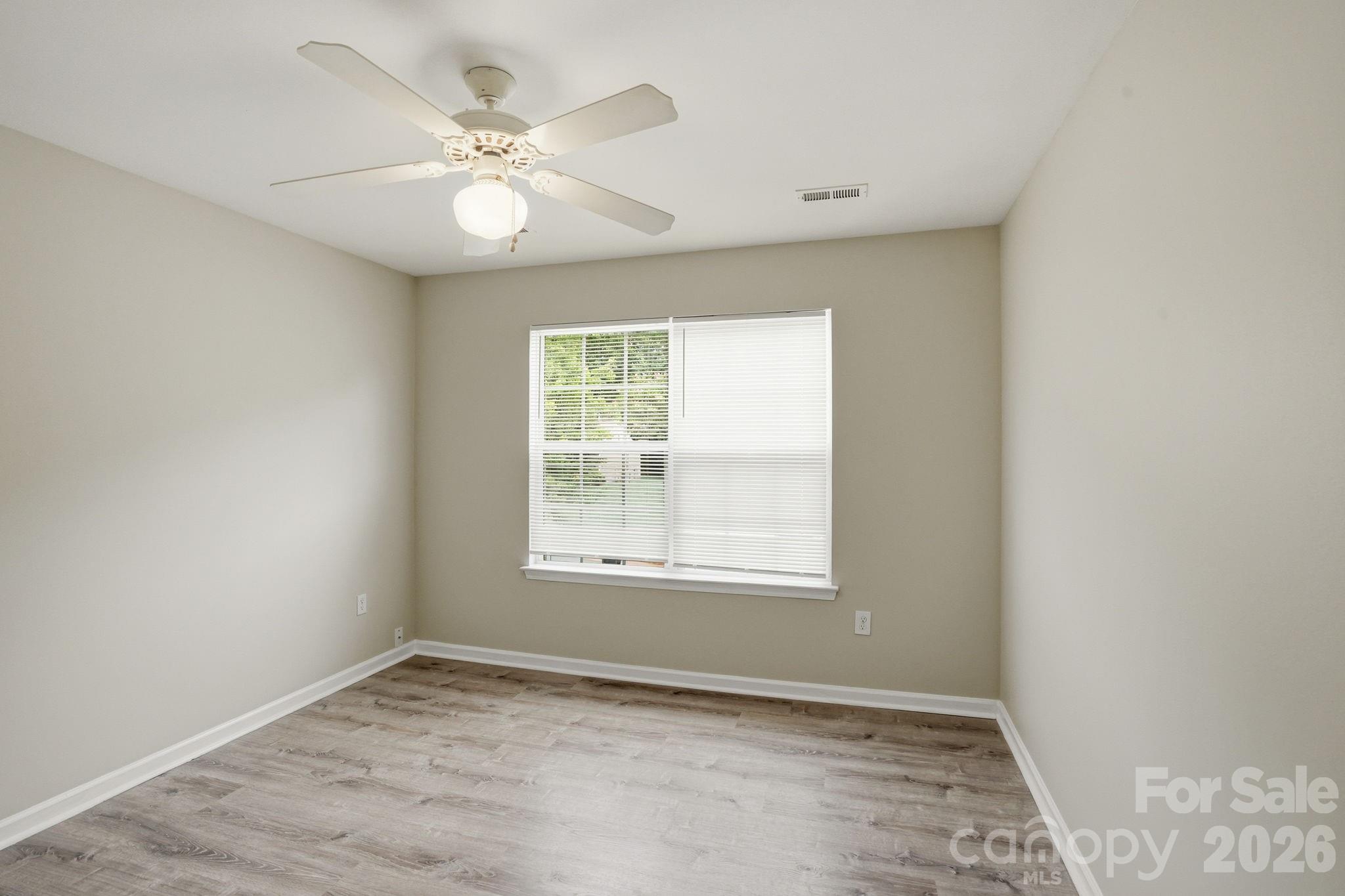 Laurel Woods - Residential