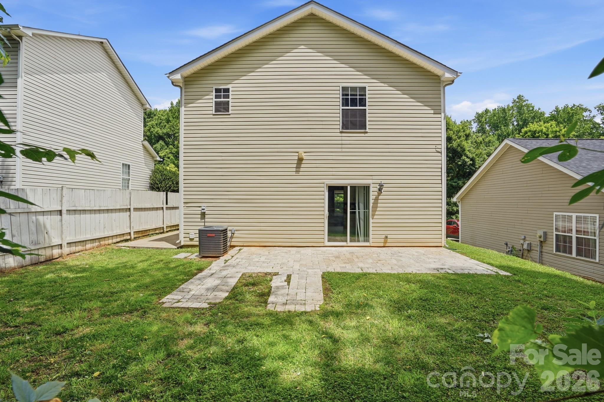 Laurel Woods - Residential
