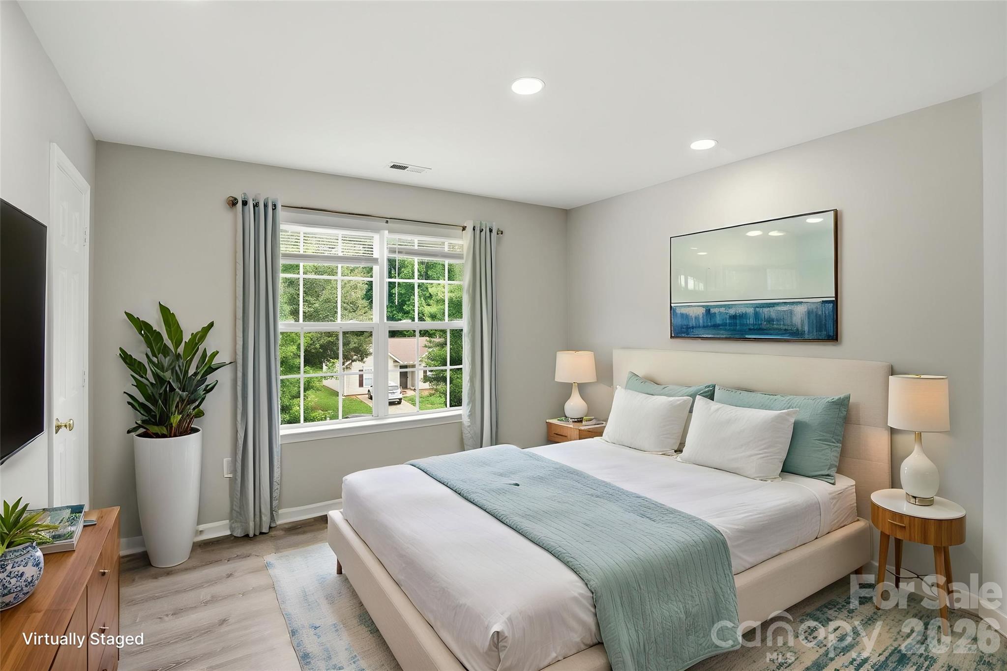 Laurel Woods - Residential