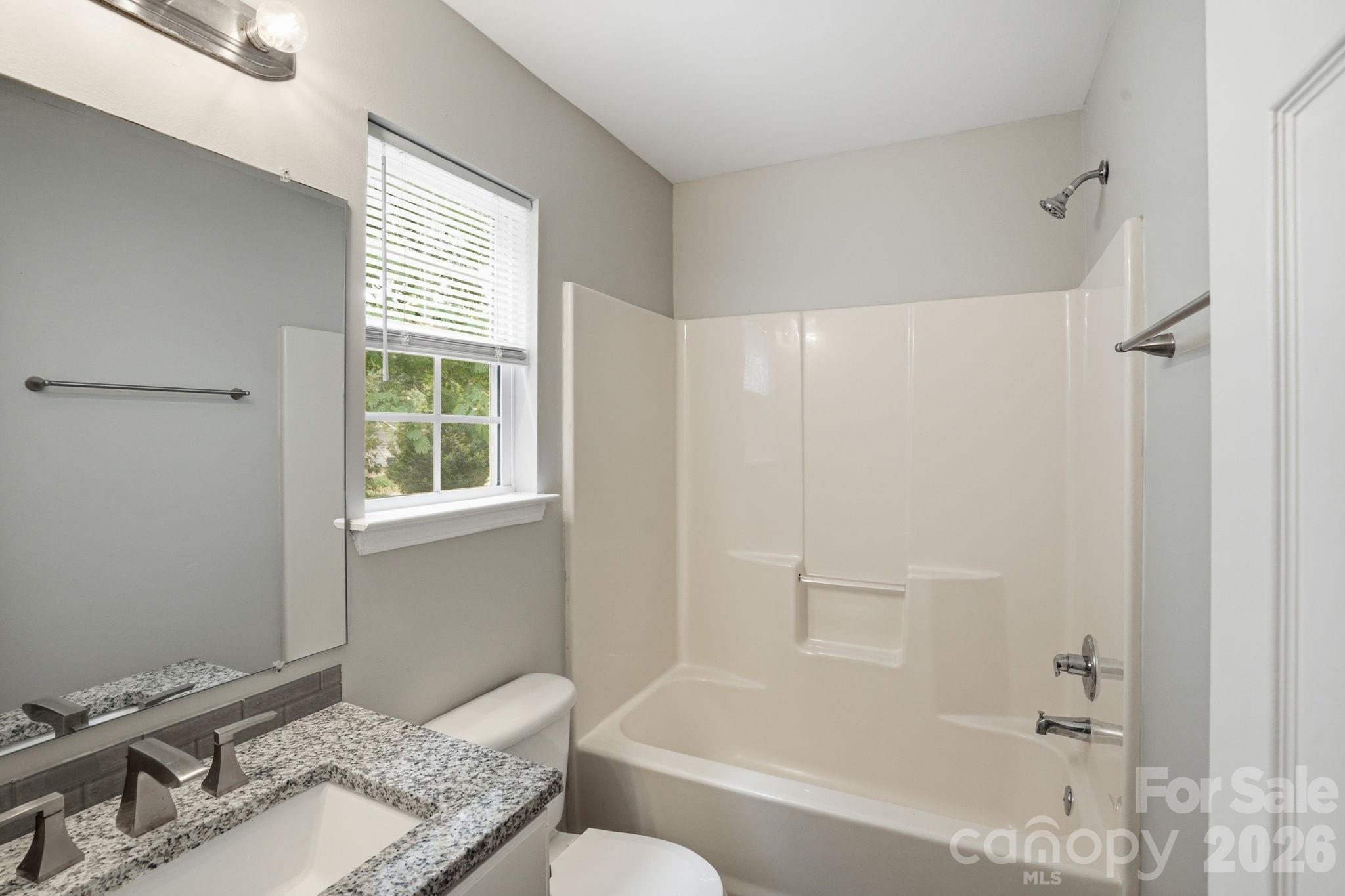 Laurel Woods - Residential