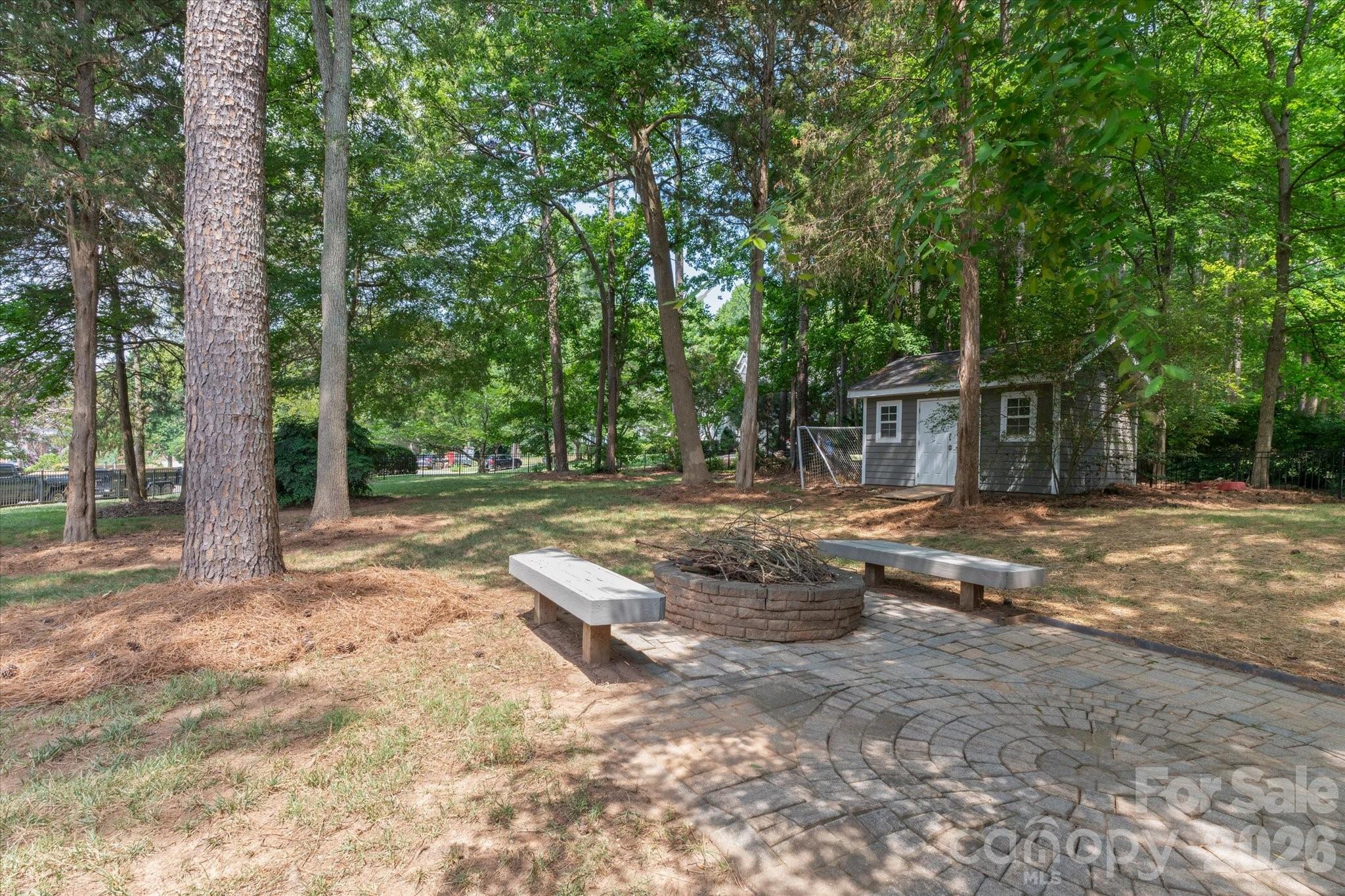 Pine Isle - Residential