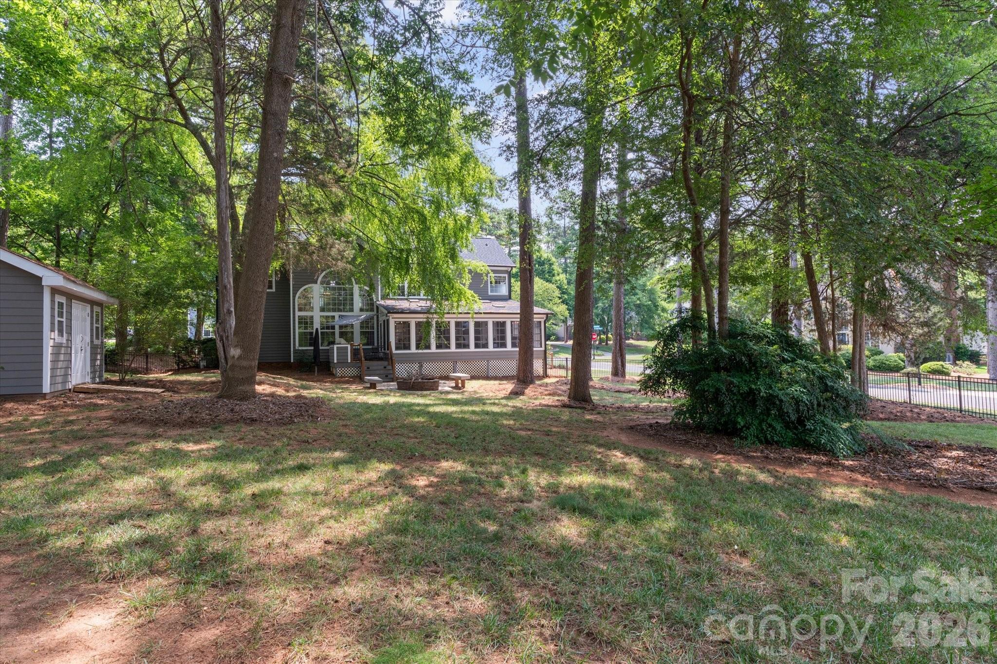 Pine Isle - Residential