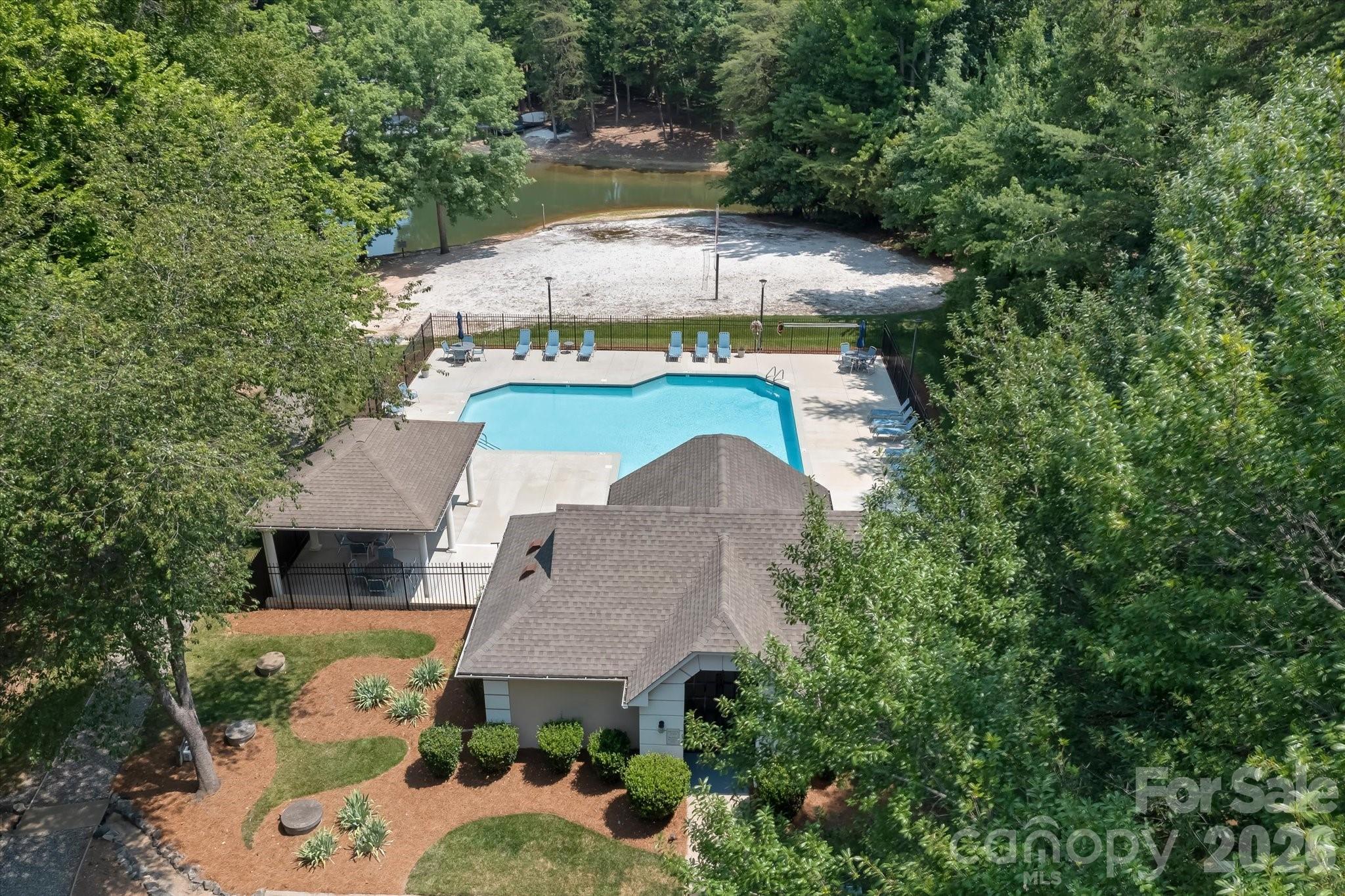 Pine Isle - Residential