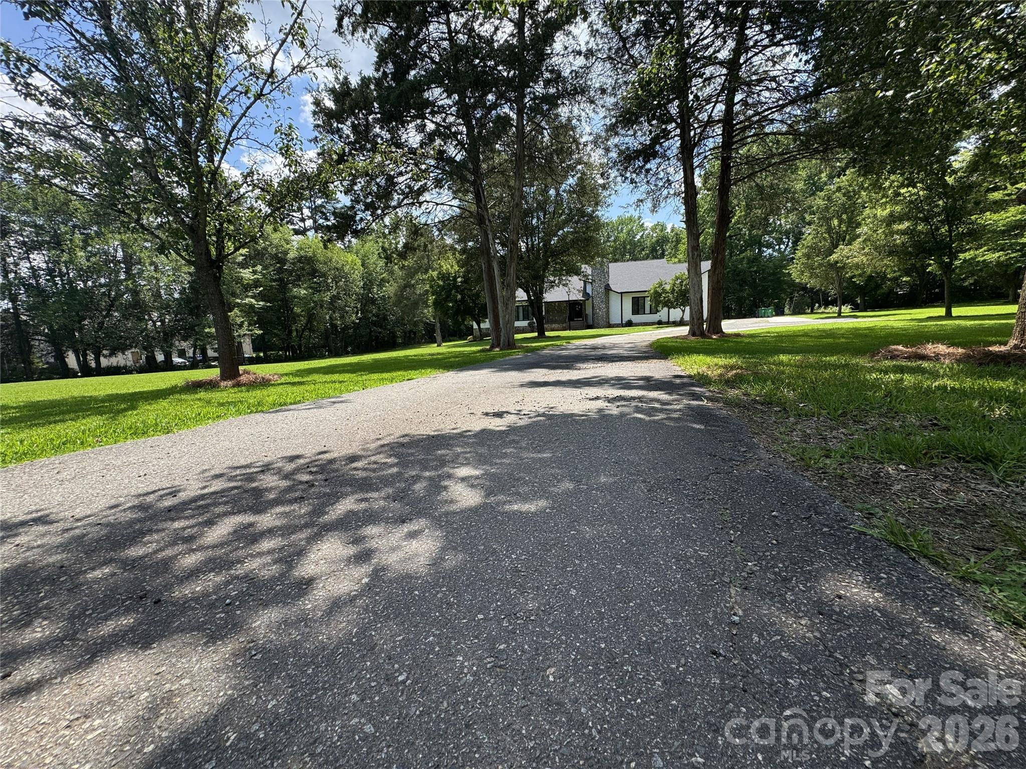 Welcome to this expansive residence that offers and impressive living space, situated on a 2.23 acre lot. The property is perfect for those seeking private retreat with no HOA. You will find generously size rooms. The primary bedroom features an en-suite bathroom and a walk-in closet plus extra storage. The other bedrooms offer pleanty of room for family or guest, Outside you have an expansvise yard that offer a canvas for additional landscaping, gardening or outdoor activities. House is conveniently close to schools, shopping, dining, university area.