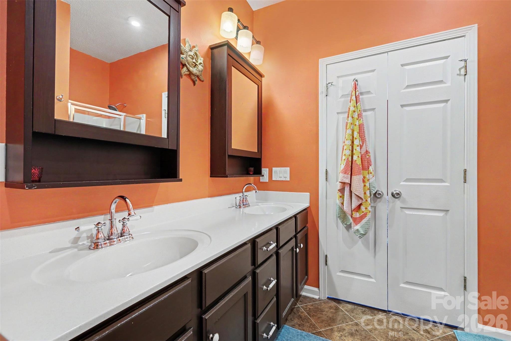 Laurel Ridge - Residential