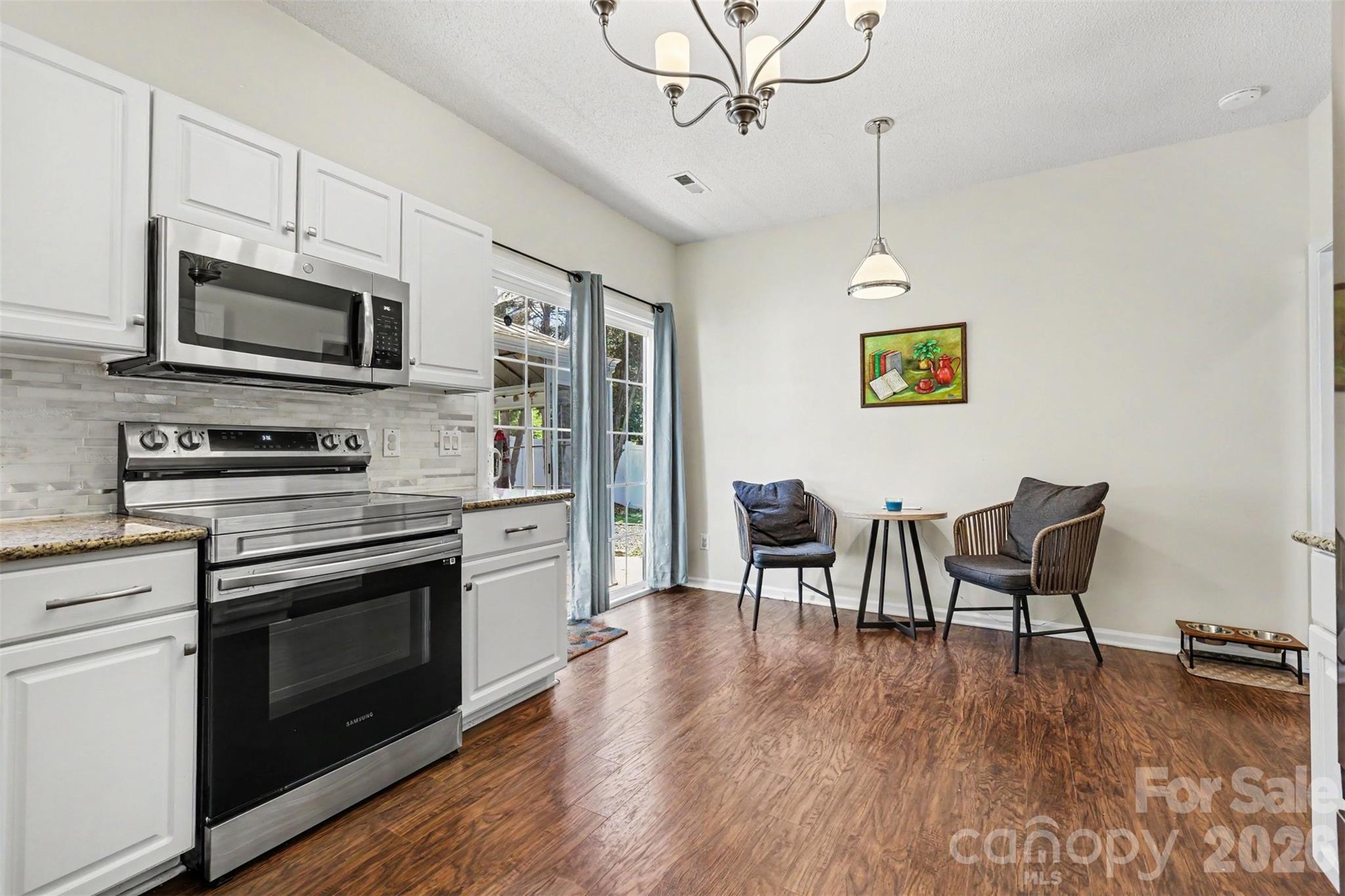 Laurel Ridge - Residential