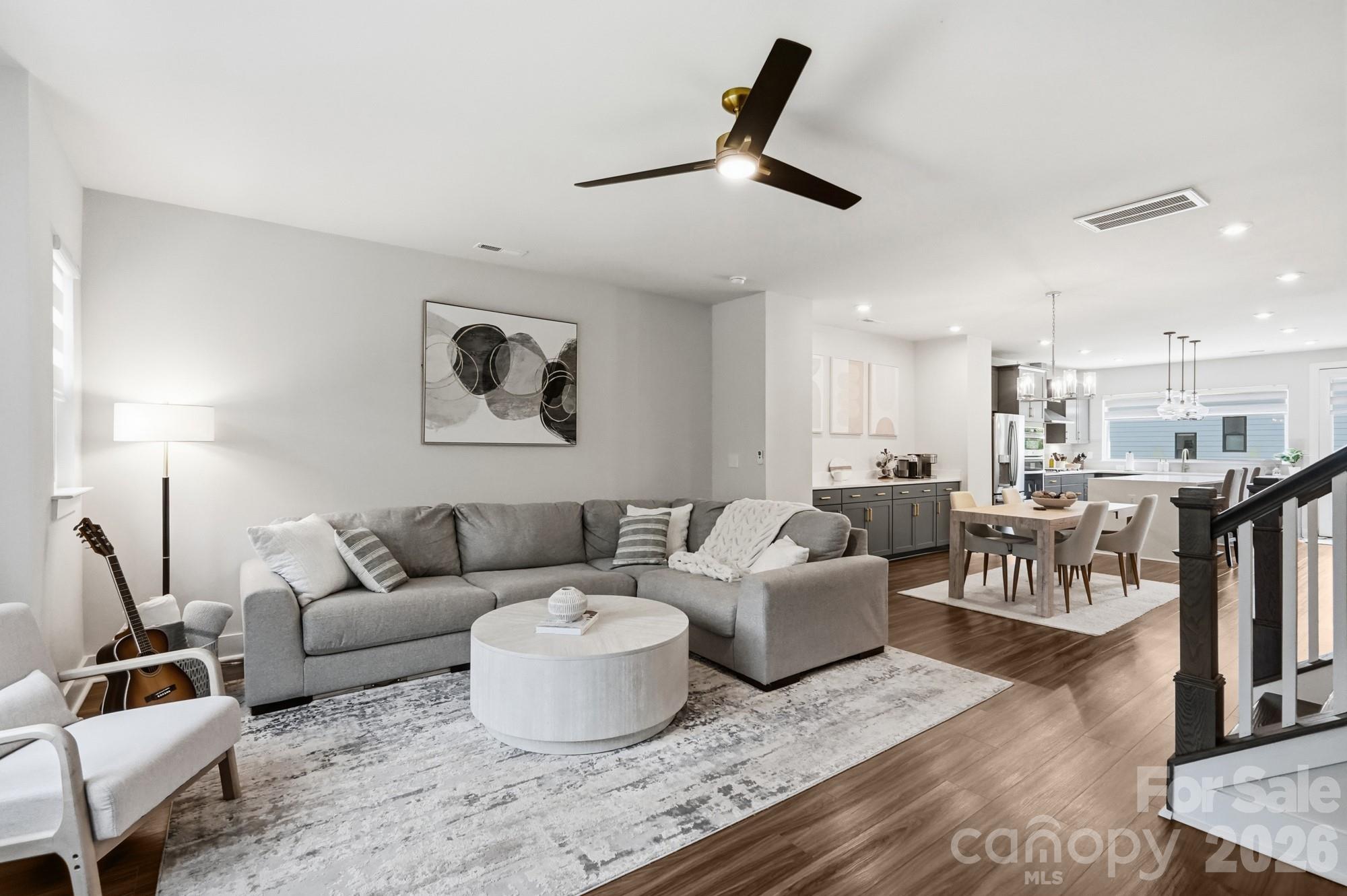 Six Twenty - Residential