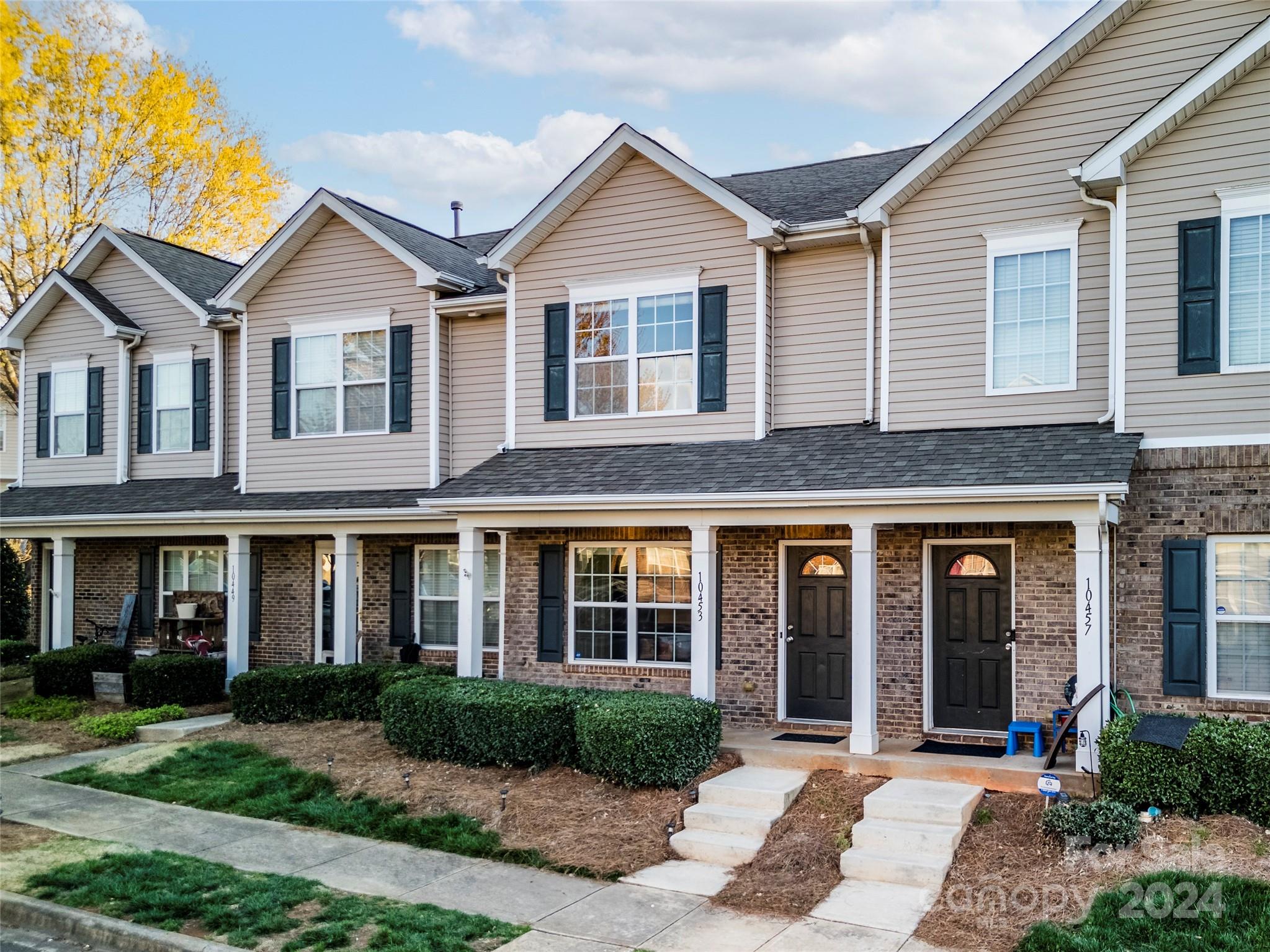 Carolina Crossing - Residential