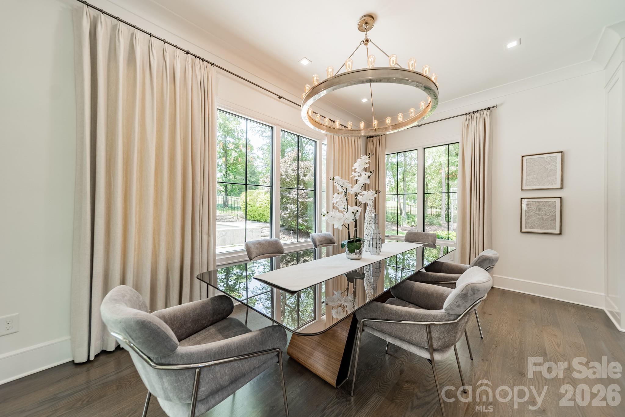 The Peninsula - Residential