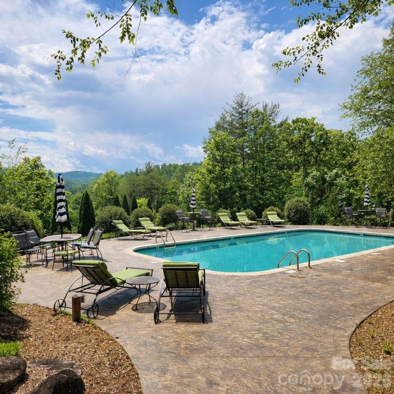 French Broad Crossing - Residential