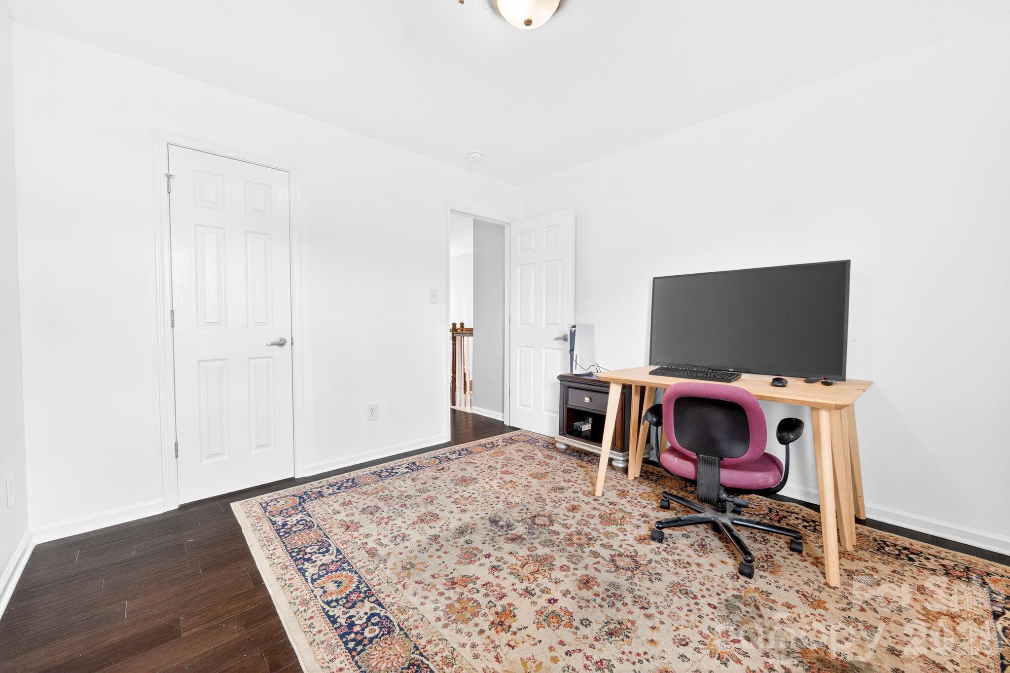 Pointe At Oakdale - Residential