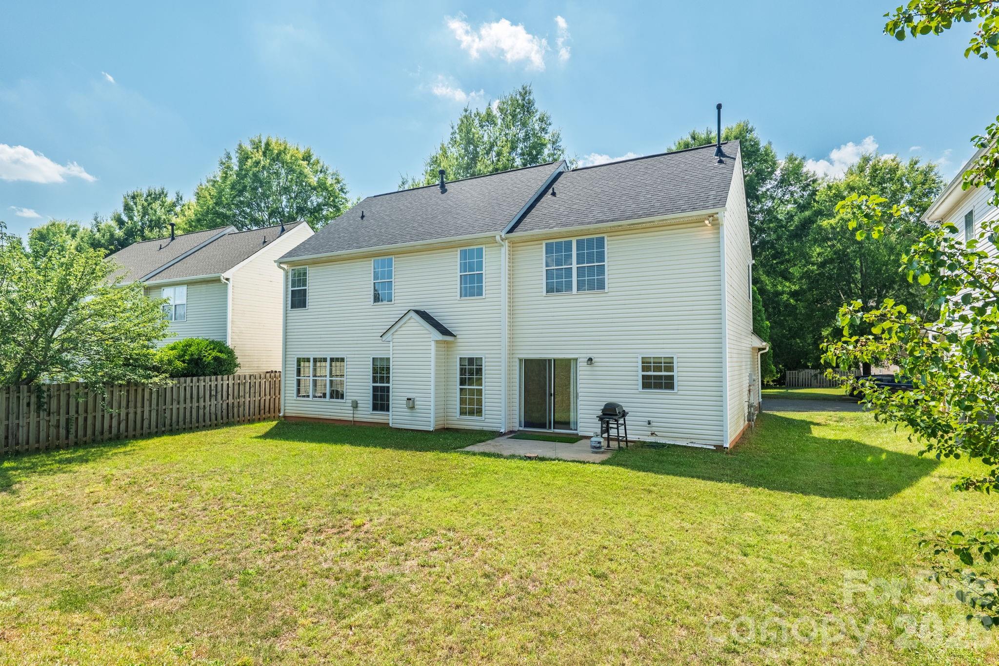 Pointe At Oakdale - Residential