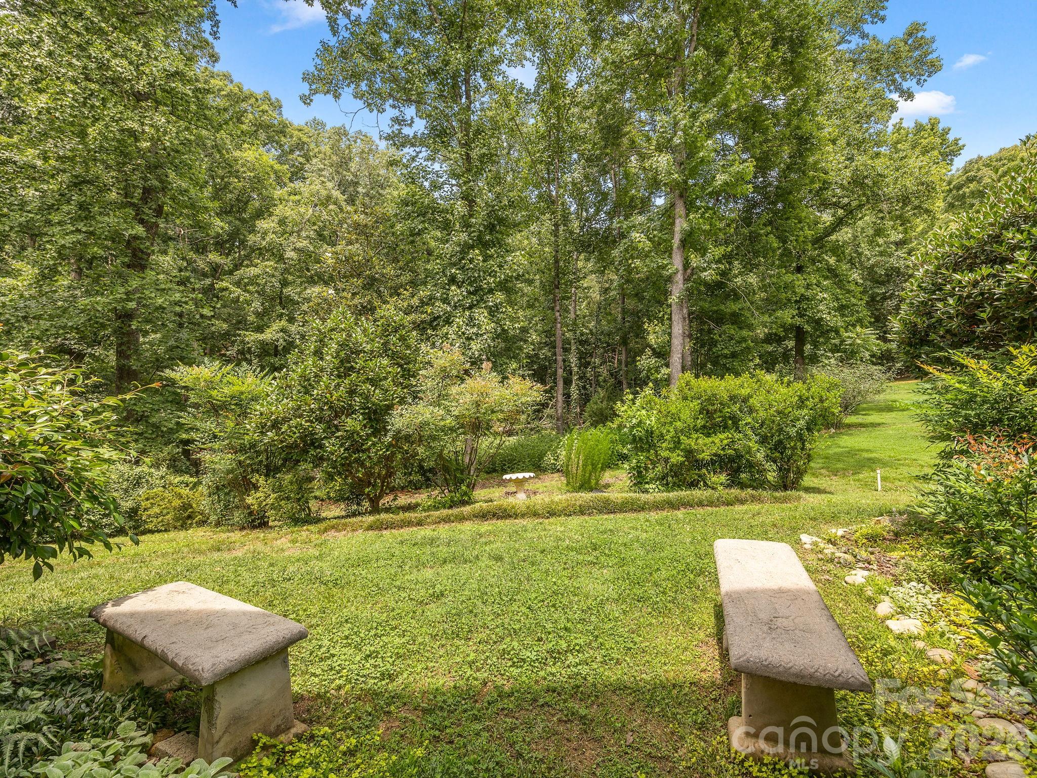 Hunting Country Trails - Residential