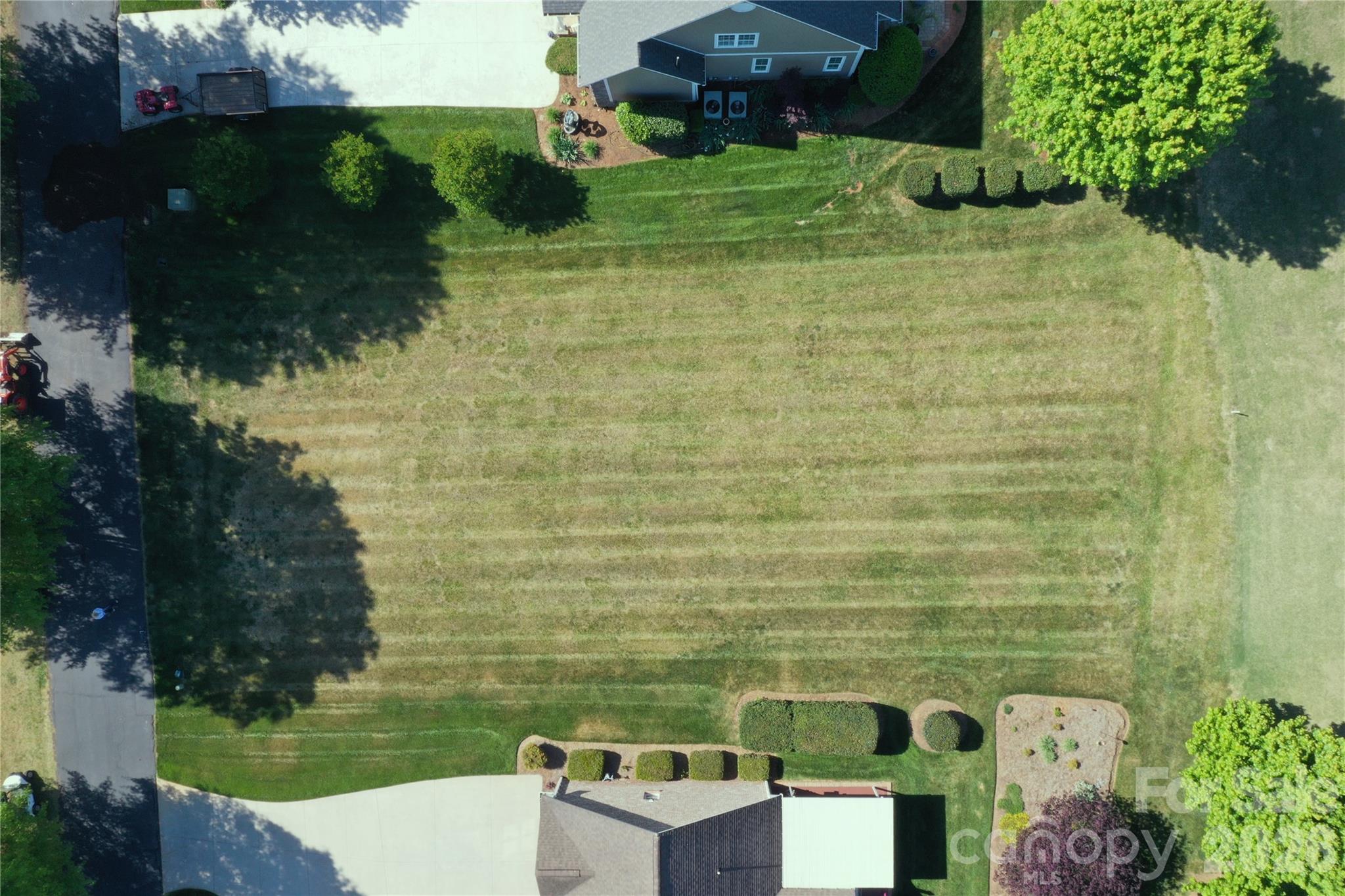 Rock Barn - Land