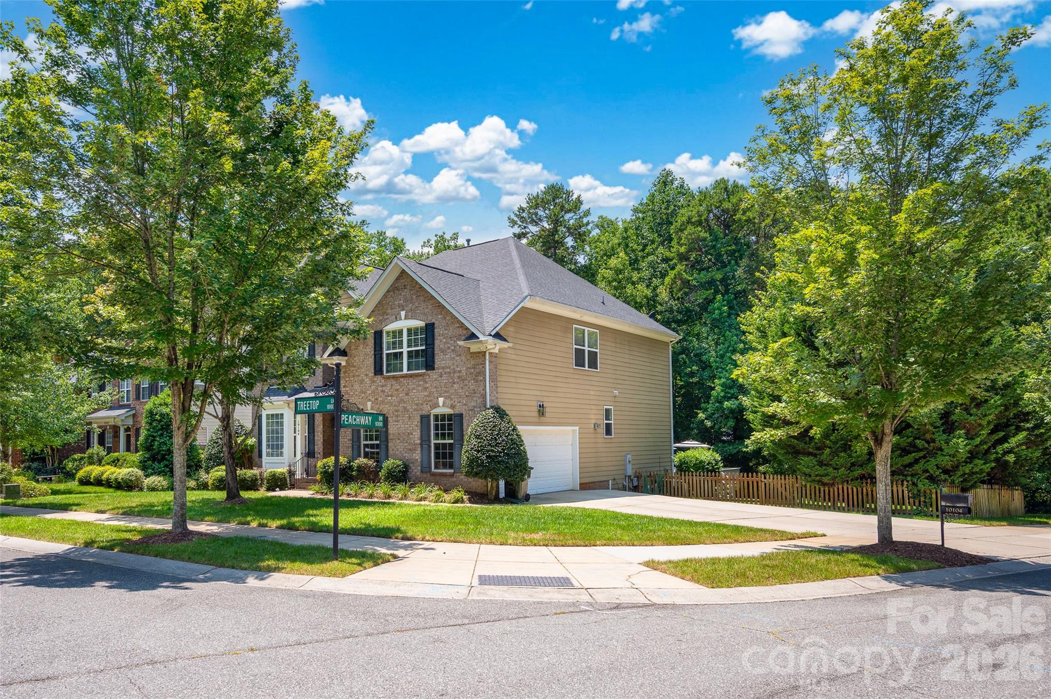 Weatherstone Manor - Residential