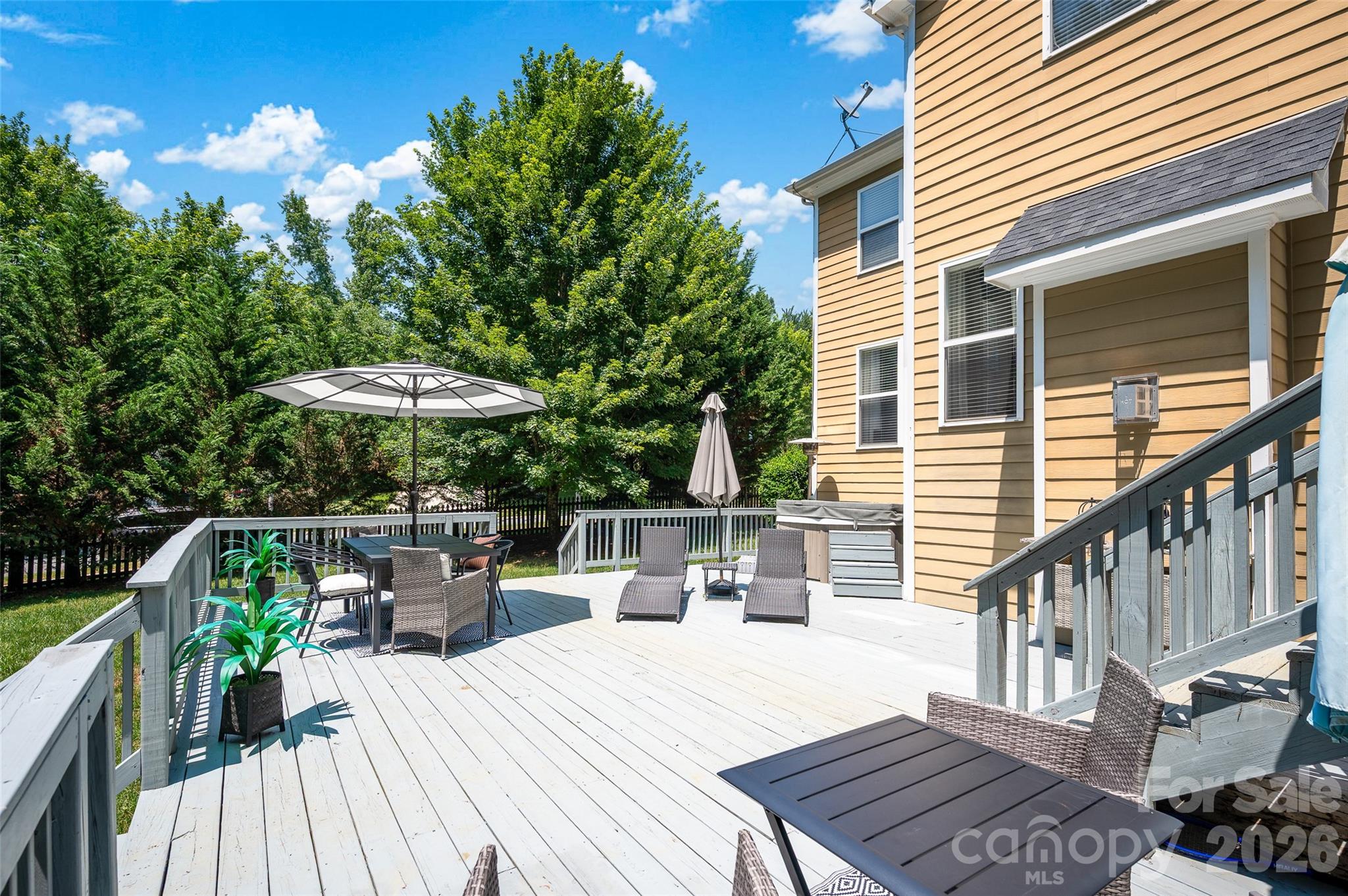 Weatherstone Manor - Residential