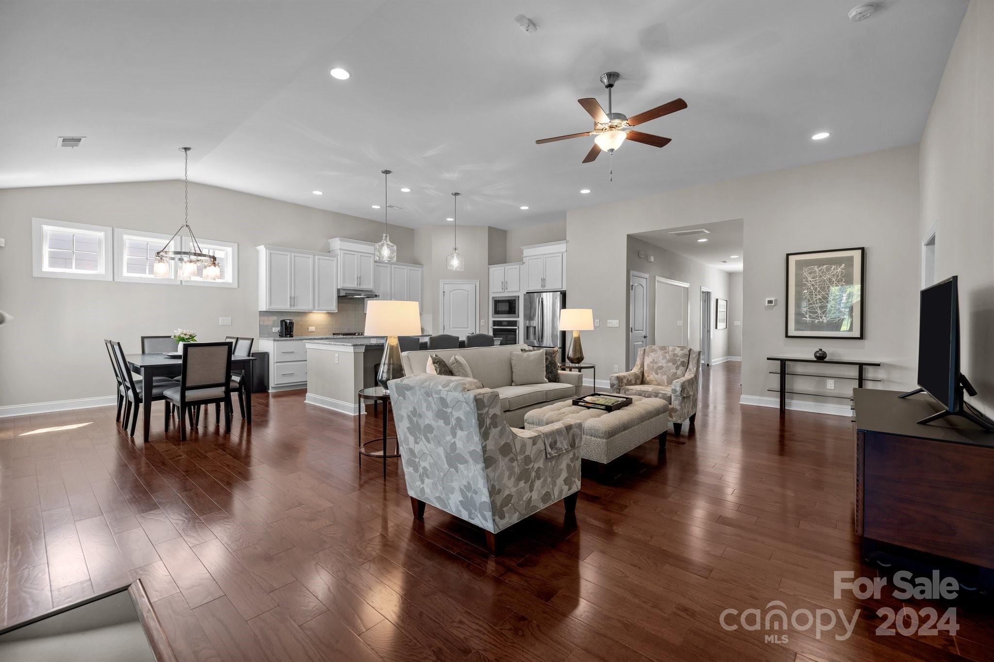 The Villas at Covington - Residential