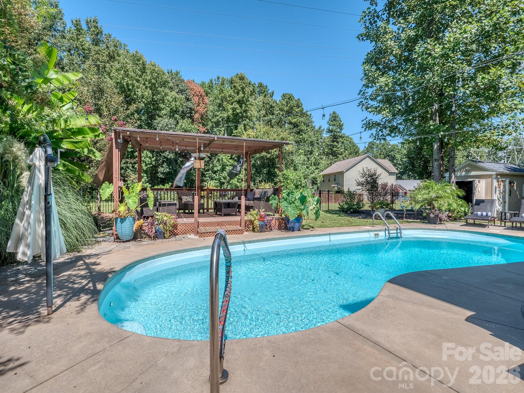 Lake Forest - Residential
