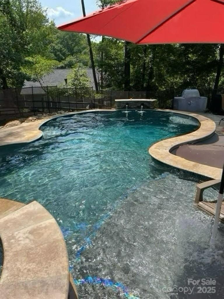 Tega Cay - Residential