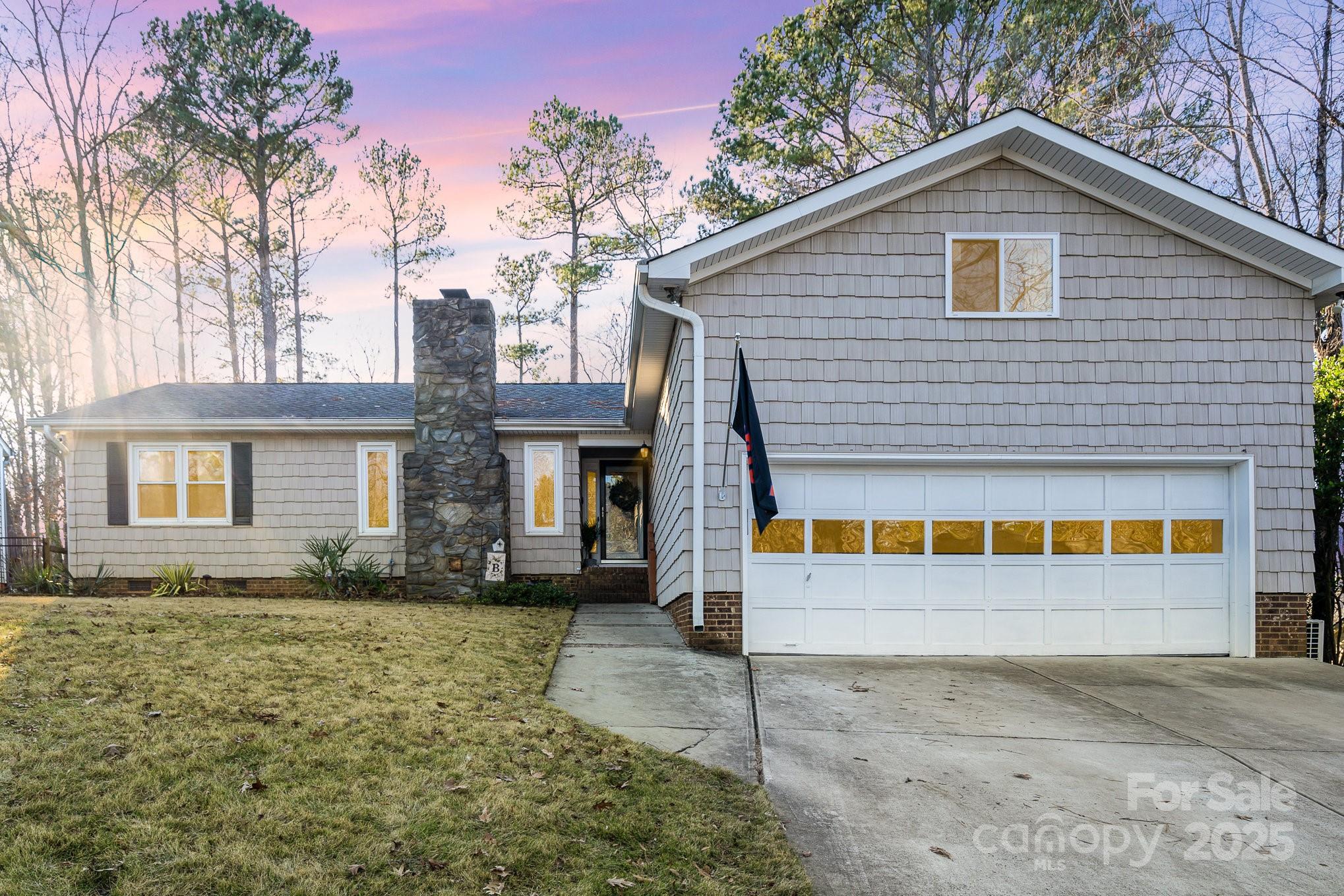 Tega Cay - Residential